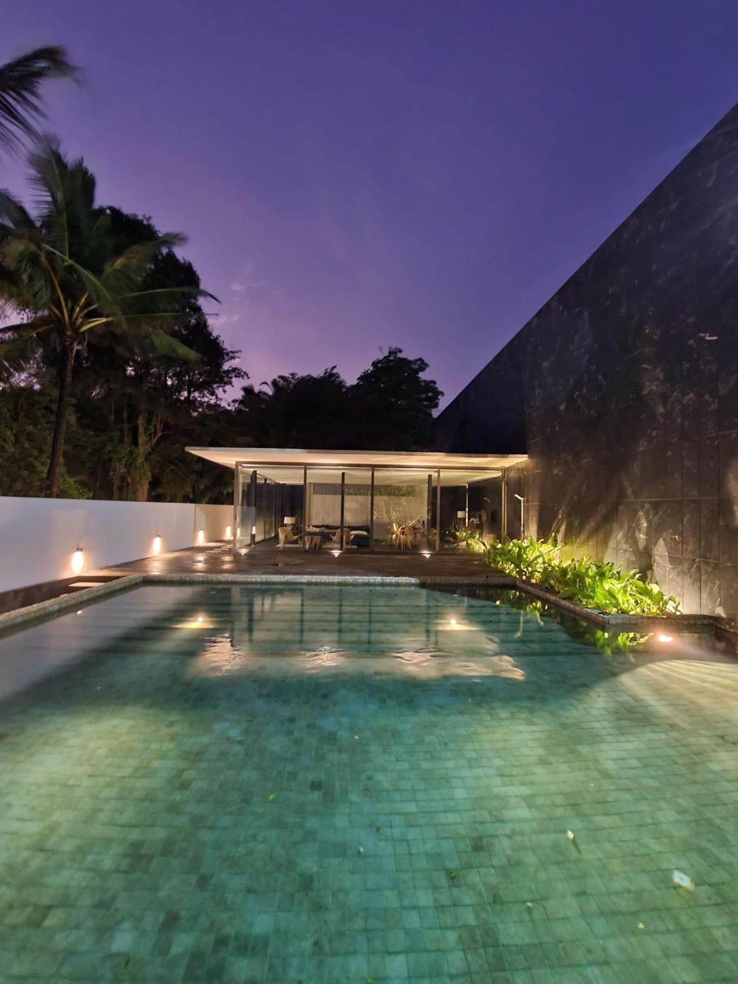 Villa Luxury Beachfront 4 Bedroom Amana At Ta-ke A