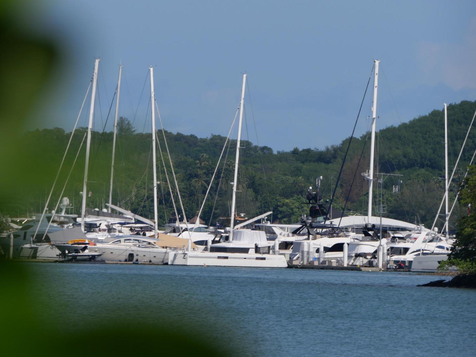 Luxury Beachfront 4 Bedroom Amana At Ta-ke A Villa Phuket
