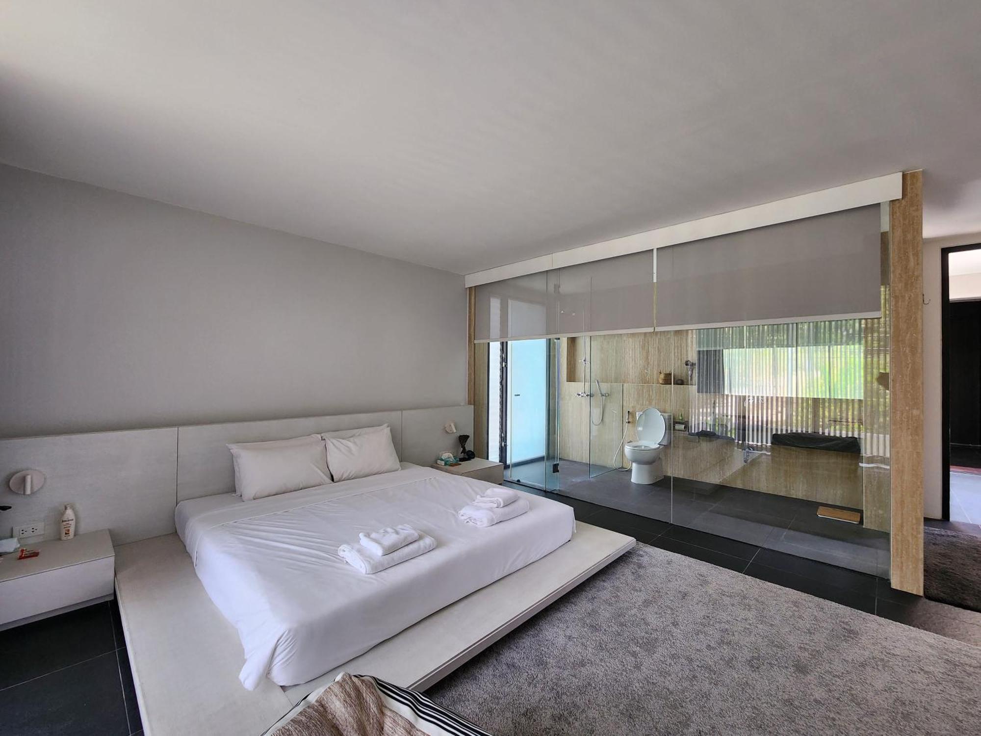 Villa Luxury Beachfront 4 Bedroom Amana At Ta-ke A *