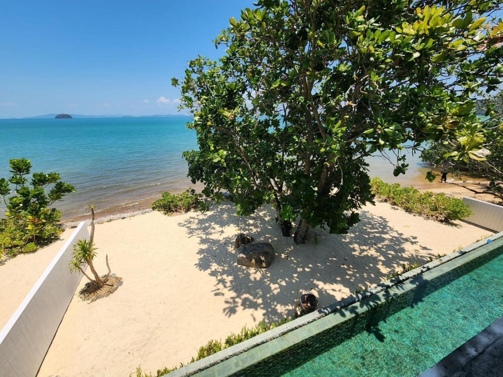 Luxury Beachfront 4 Bedroom Amana At Ta-ke A