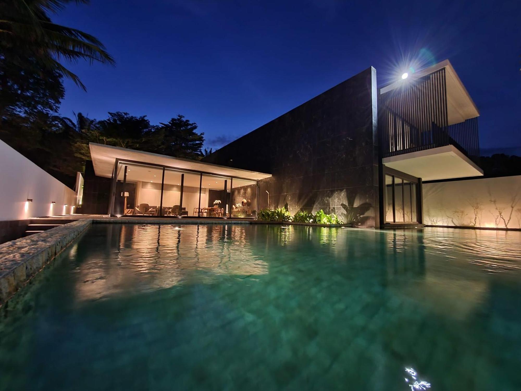 Villa Luxury Beachfront 4 Bedroom Amana At Ta-ke A *