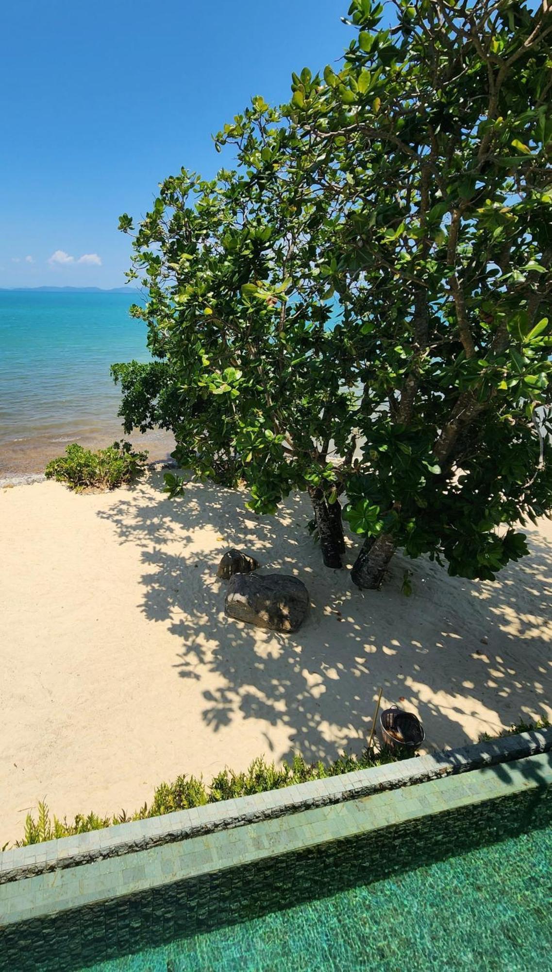 Luxury Beachfront 4 Bedroom Amana At Ta-ke A Villa Phuket