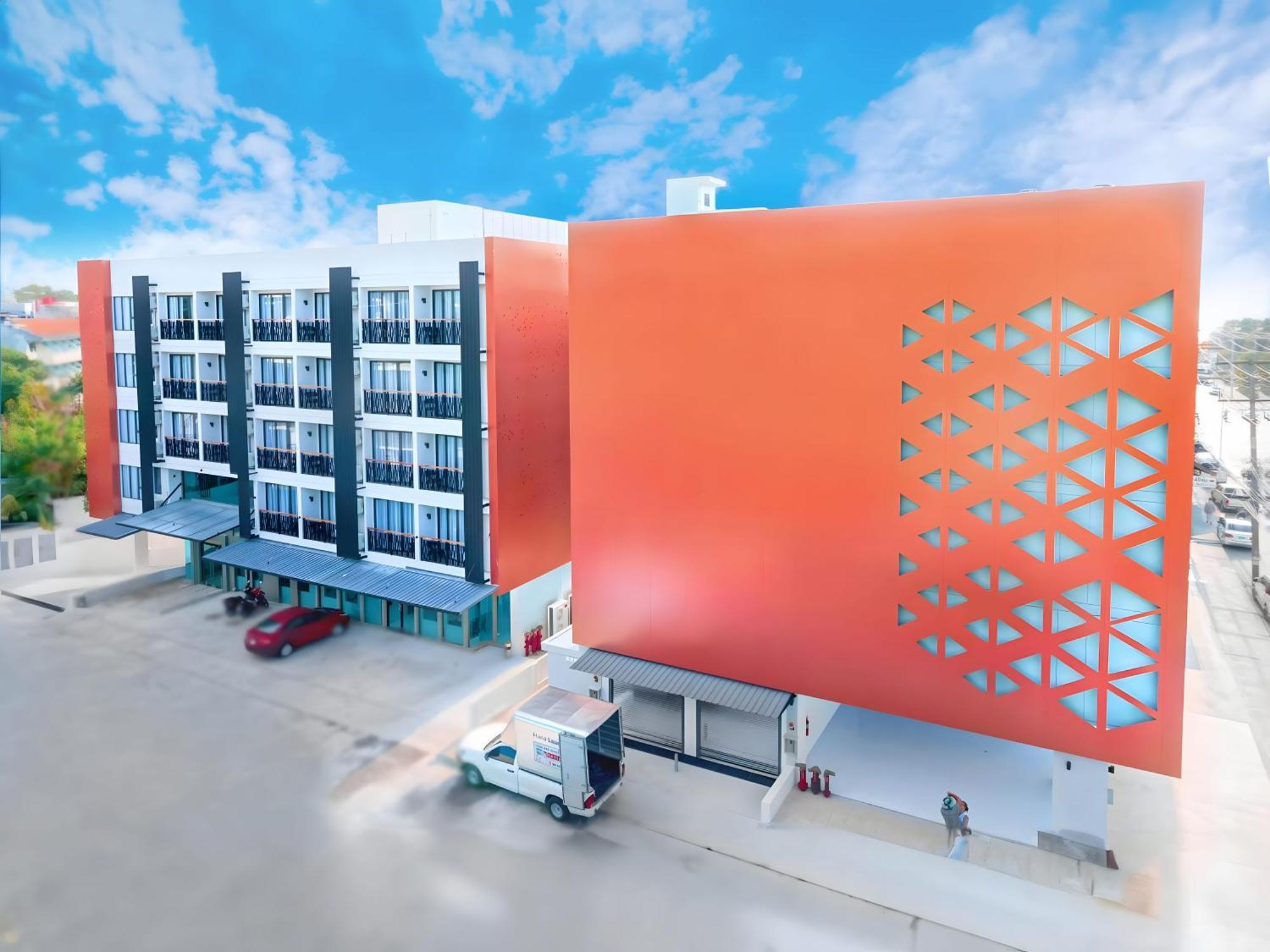 Hotel Phoenix Karon