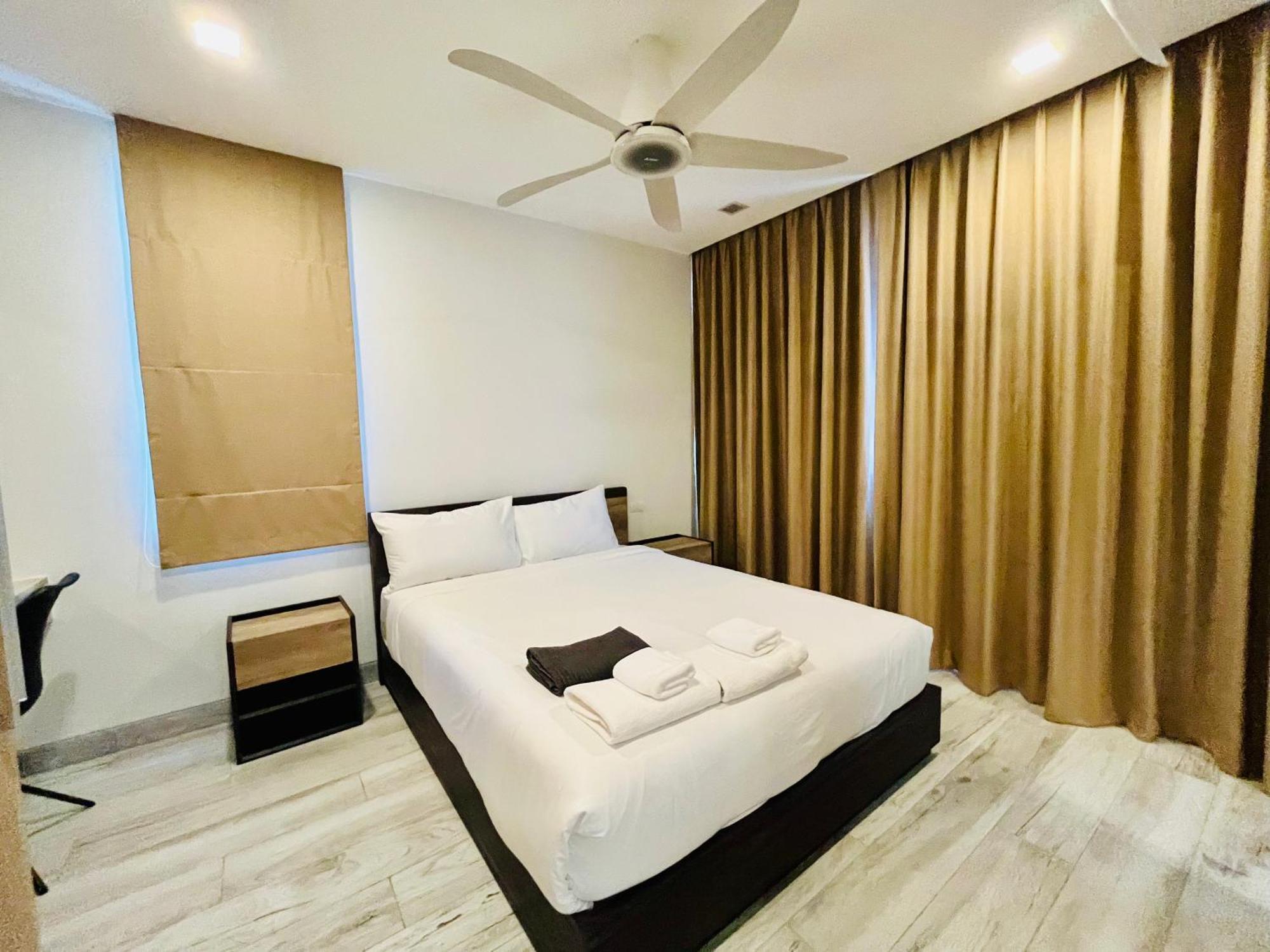 Townhouse 3 Bdr Bangtao Laguna #2-48 Villa Phuket