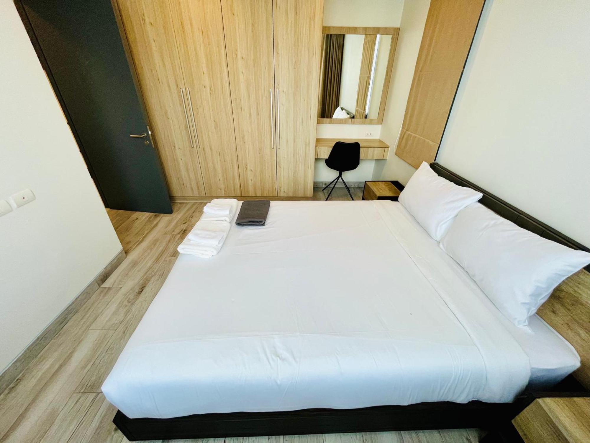 Townhouse 3 Bdr Bangtao Laguna #2-48 Phuket