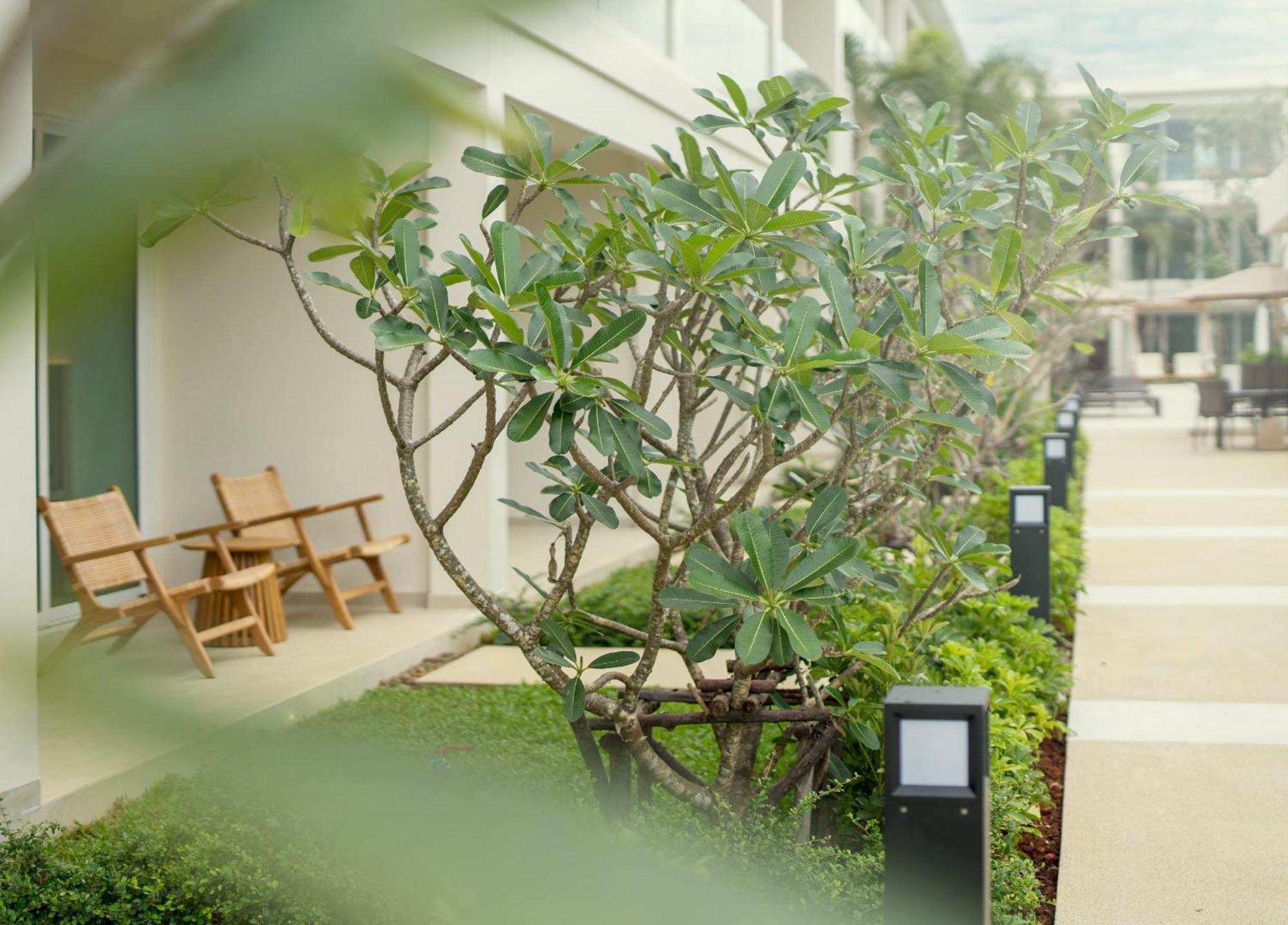 Niranapa Boutique Kata Beach (Phuket)