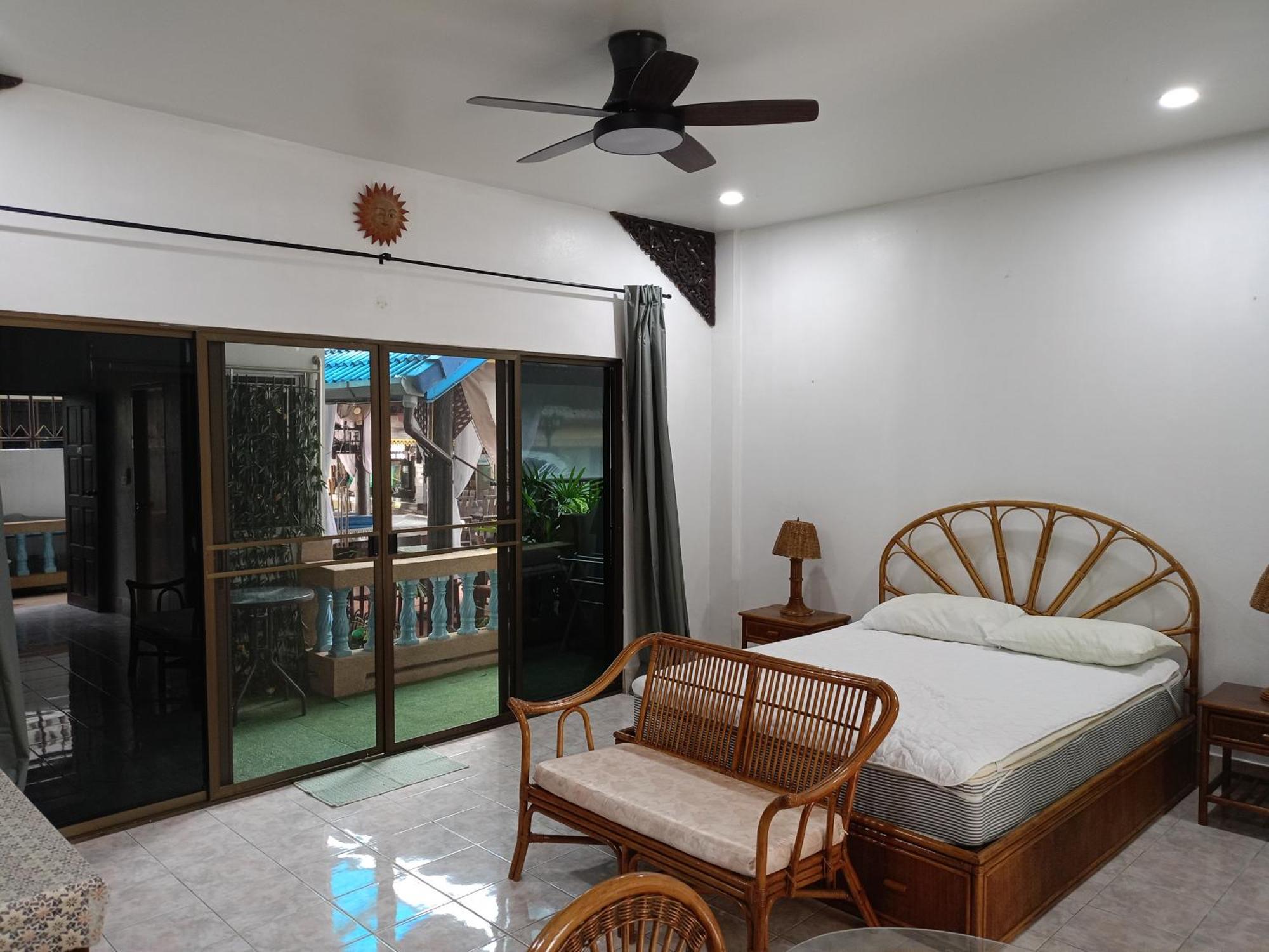 Sunbeach Mansion * Patong