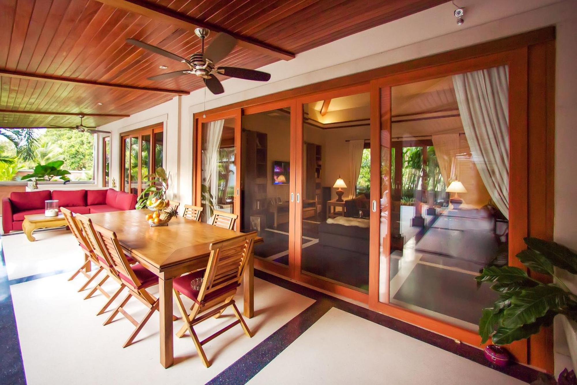 Holiday home Banyak | Luxury 4br With Terrace And Personal Playground *