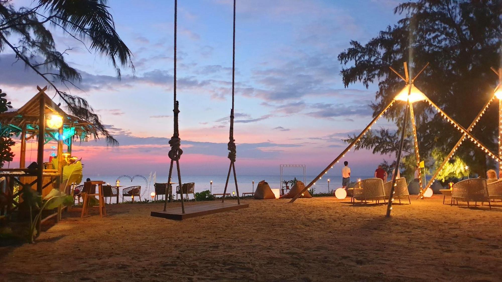 Estella Phuket Hotel 5*