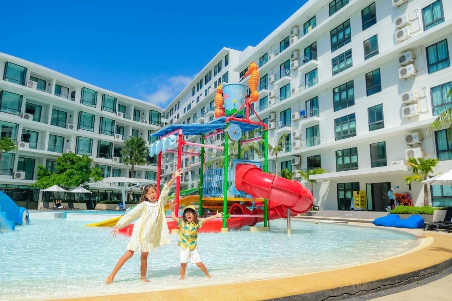 Wyndham La Phuket Rawai