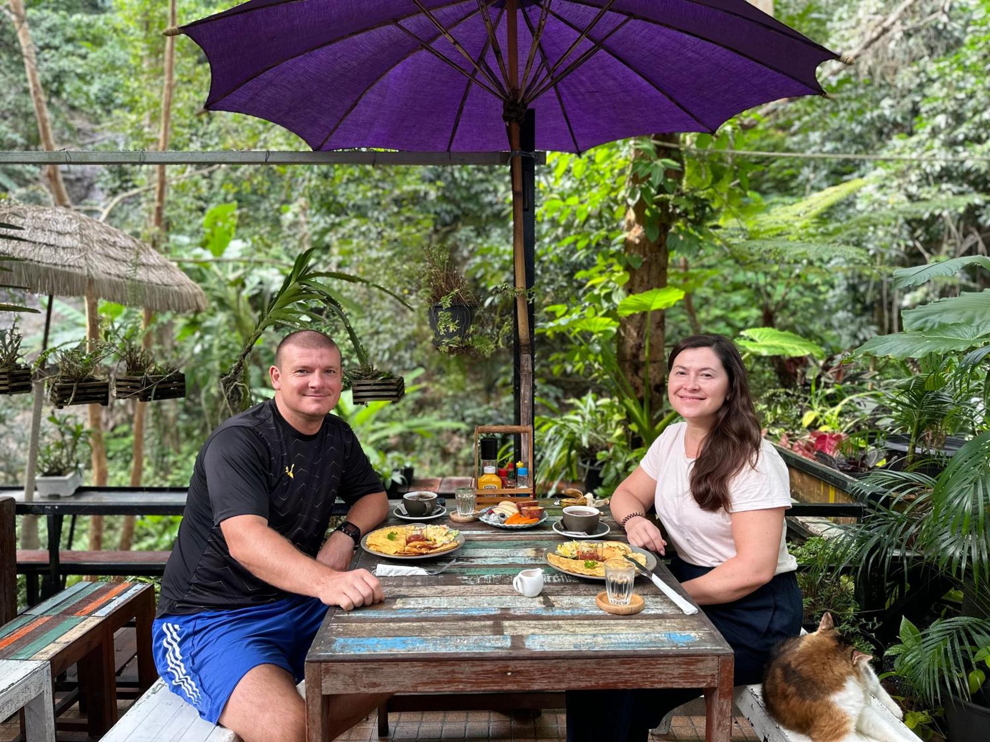 Nua Tone & Cafe Bed & Breakfast