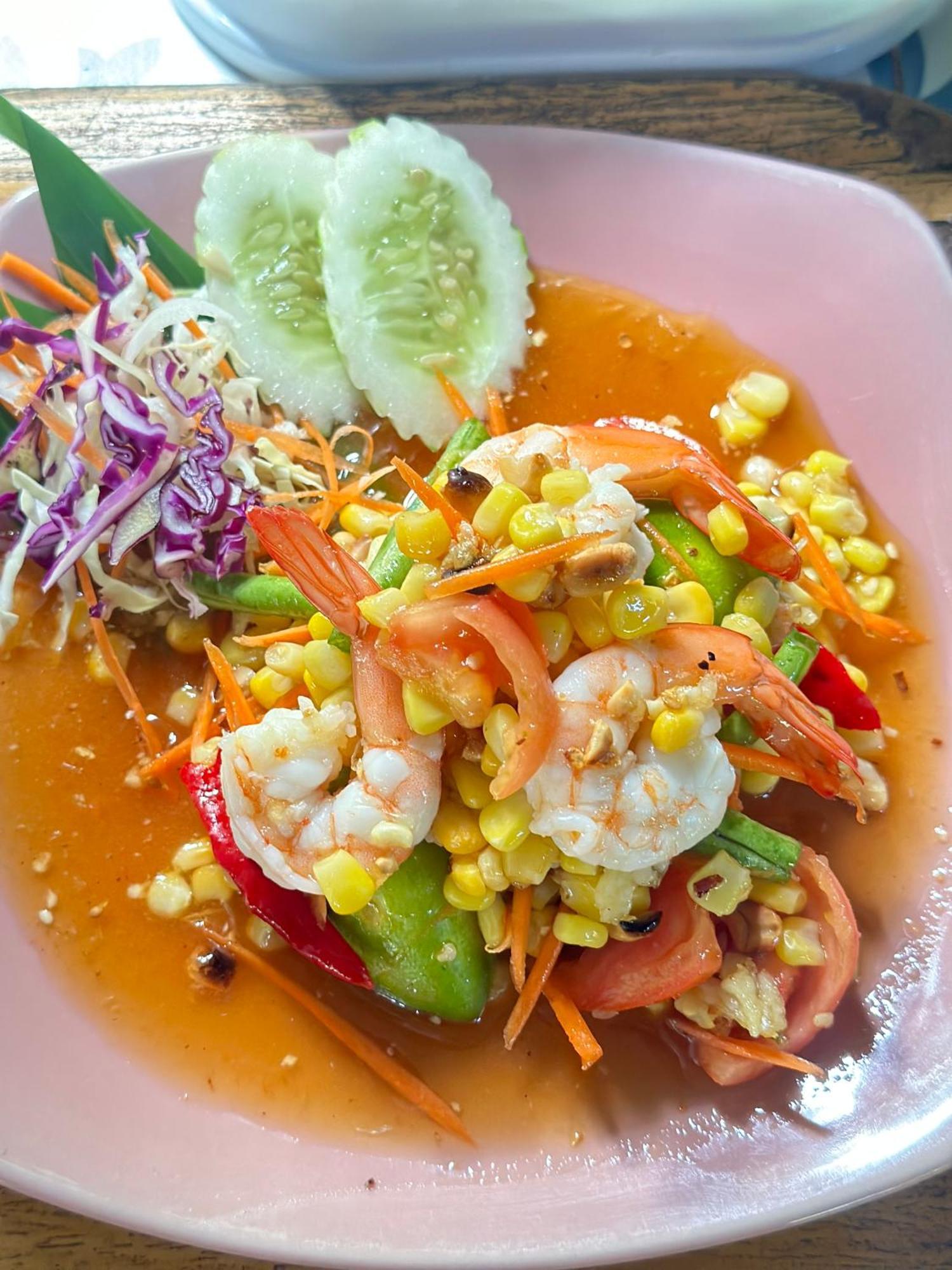Nua Tone & Cafe Bang Tao Beach (Phuket)