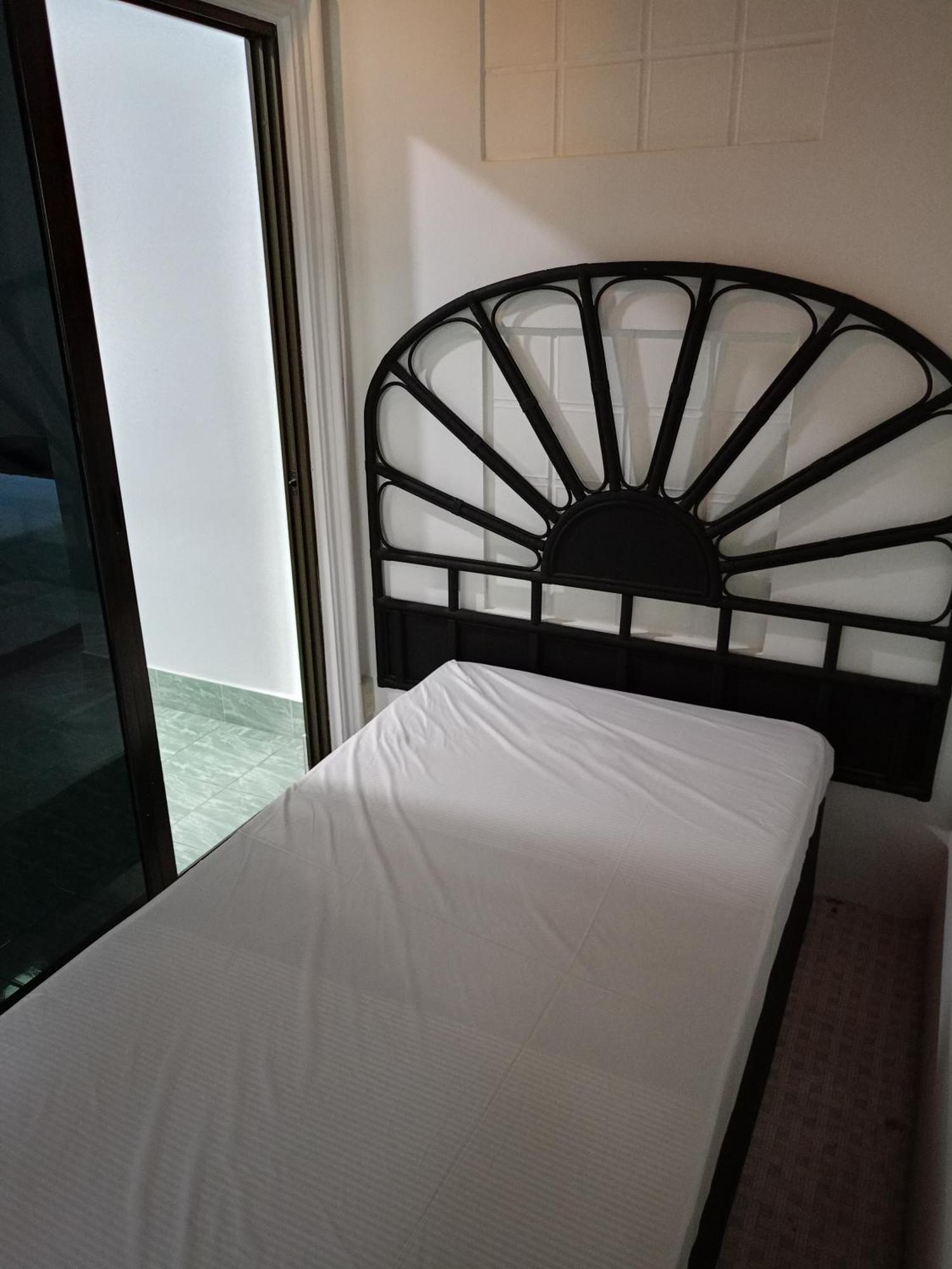Sunbeach Mansion Aparthotel