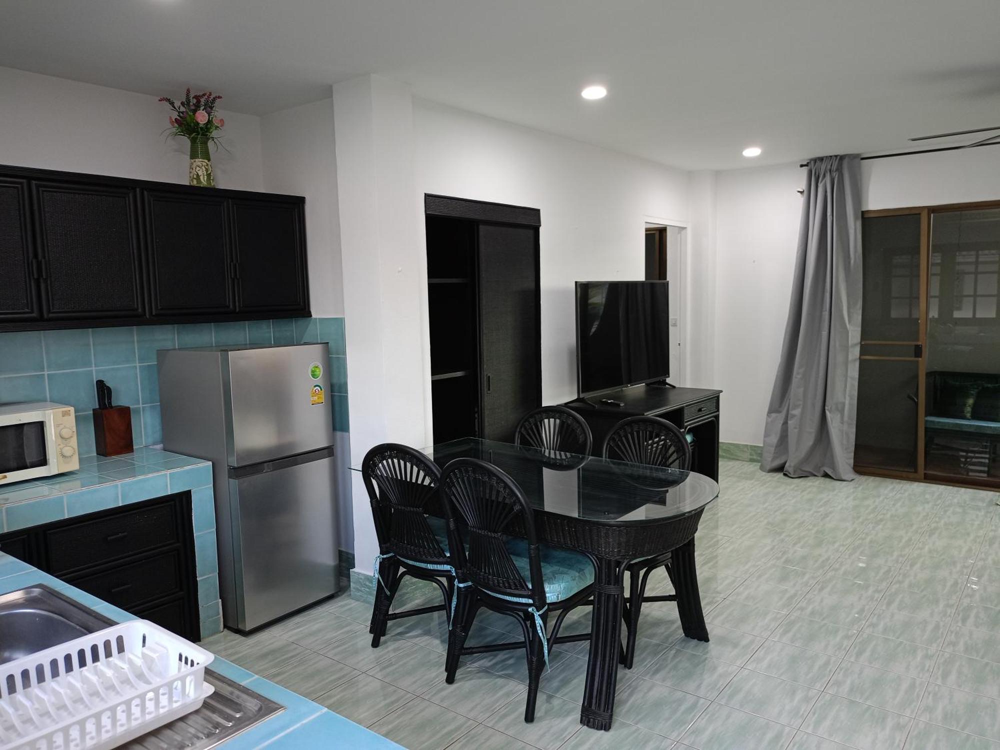 Sunbeach Mansion Aparthotel *
