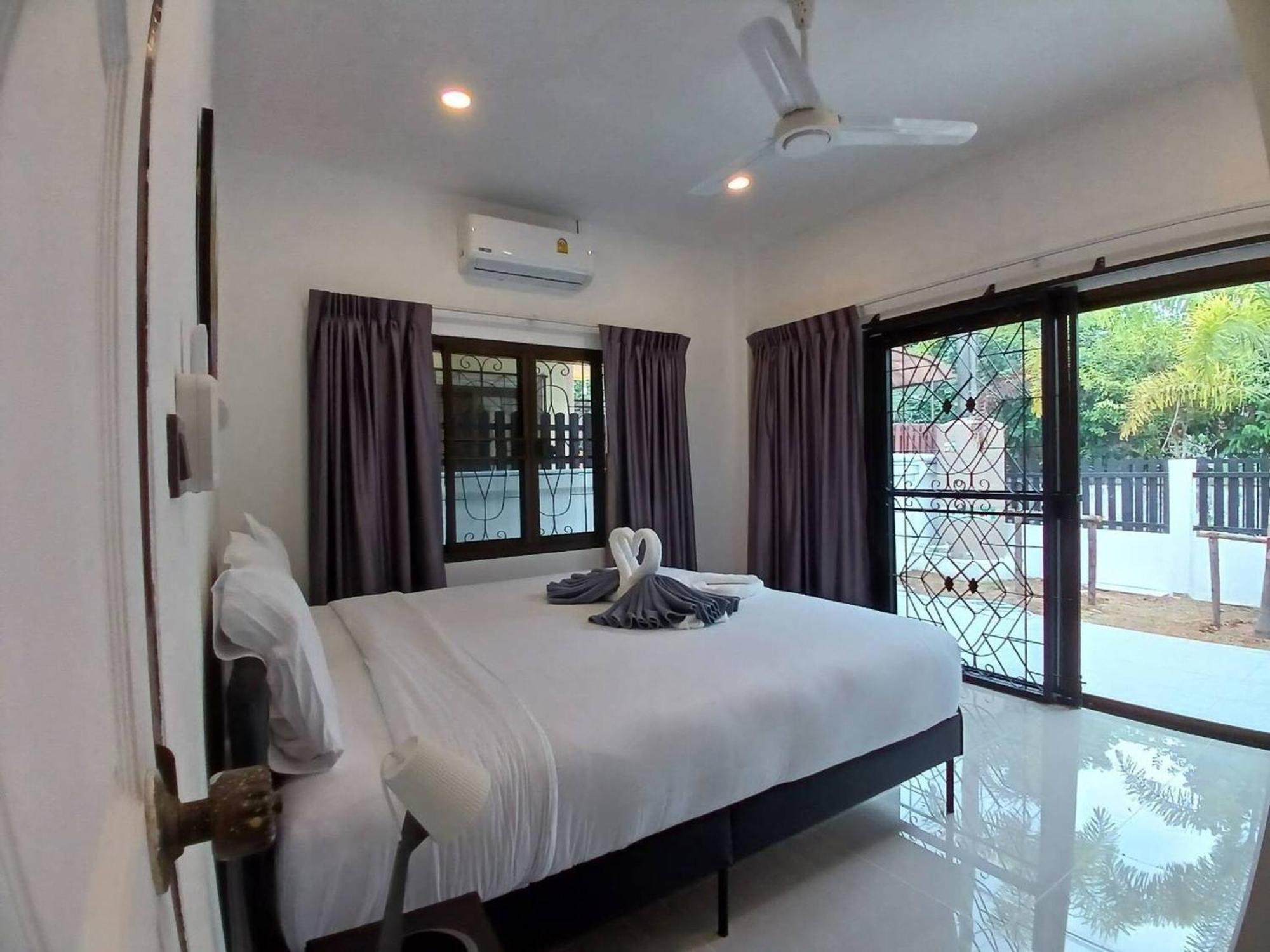 White House With 2br1bath Near Water Fall Kathu