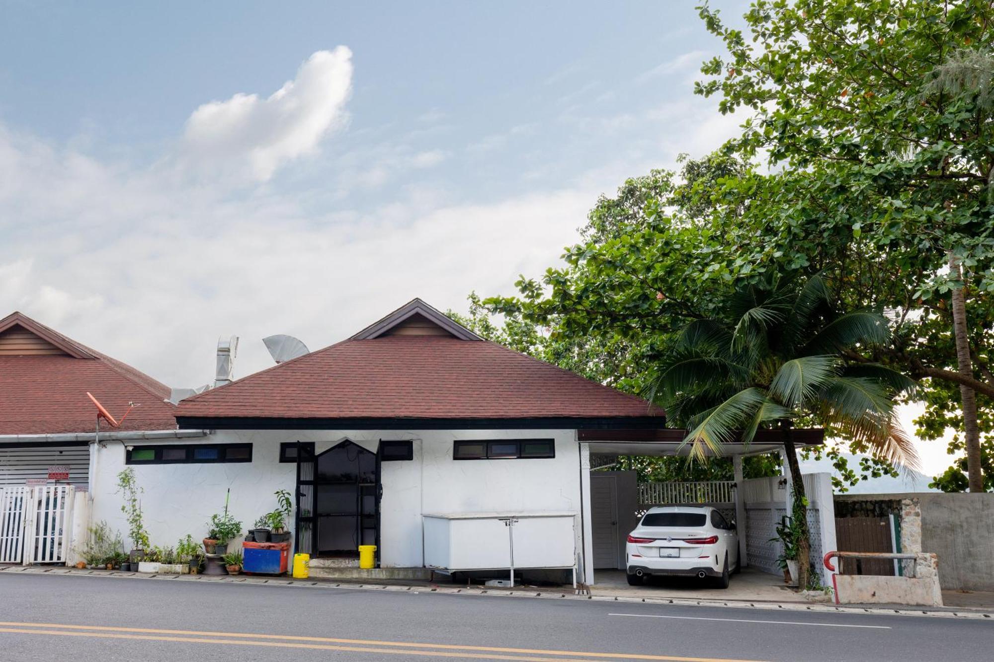 Front Kalim Villa