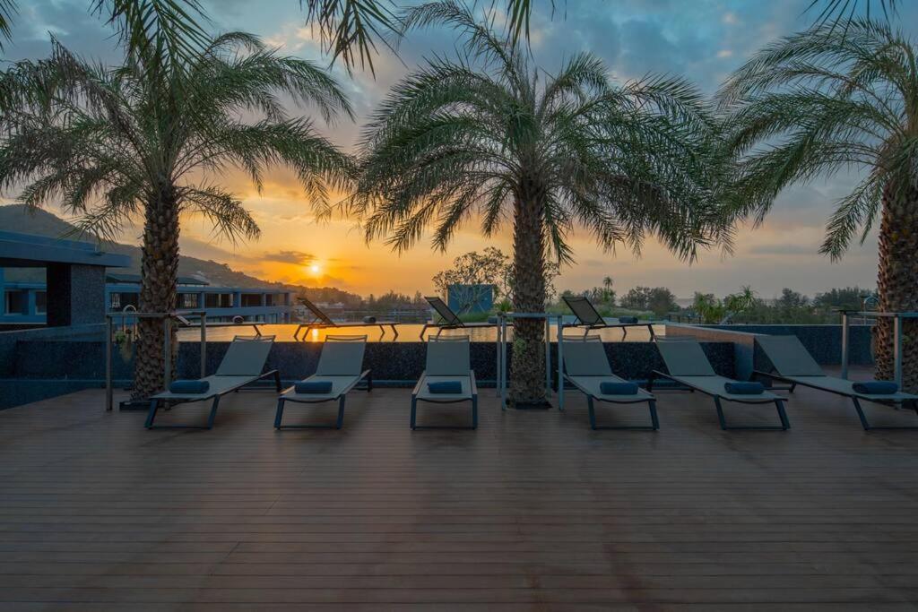 P33 Pool View 2 Bedroom