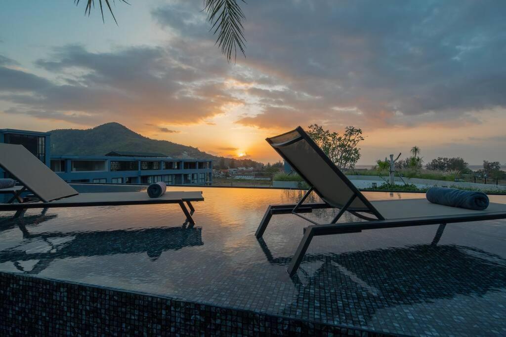 P33 Pool View 2 Bedroom Apartment
