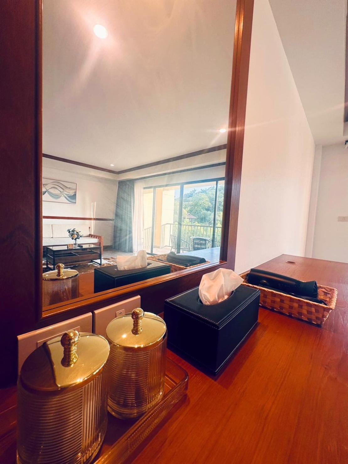 Ocean Pie Phuket - Adult Only 4* Rawai