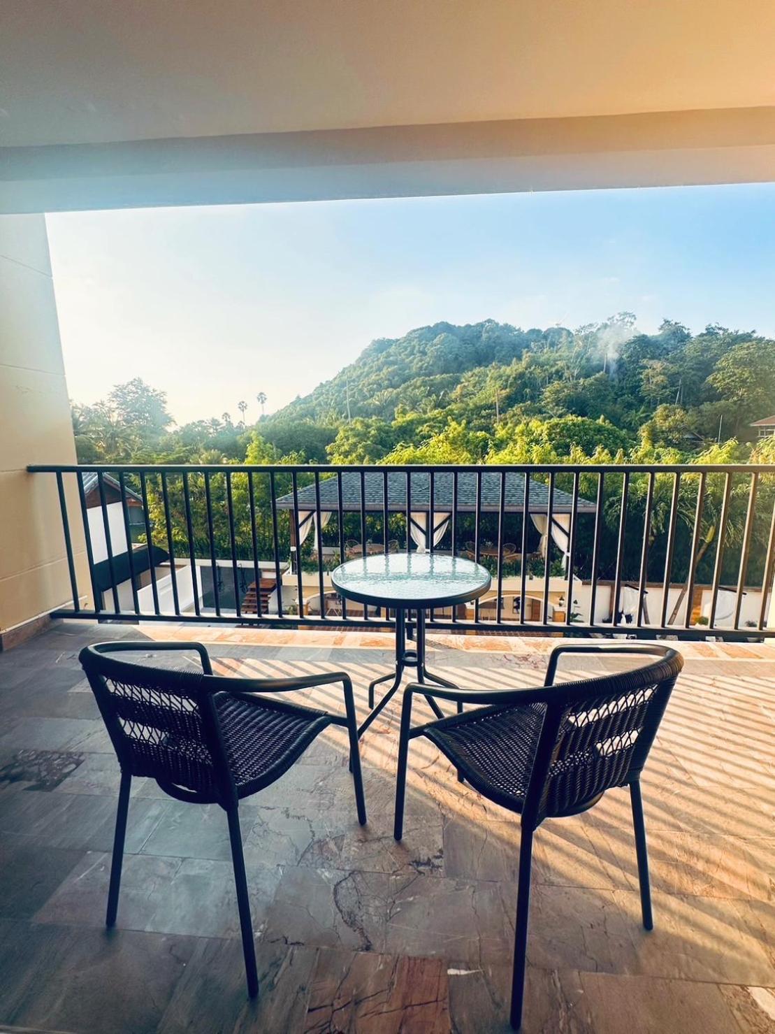 Ocean Pie Phuket - Adult Only Hotel Rawai