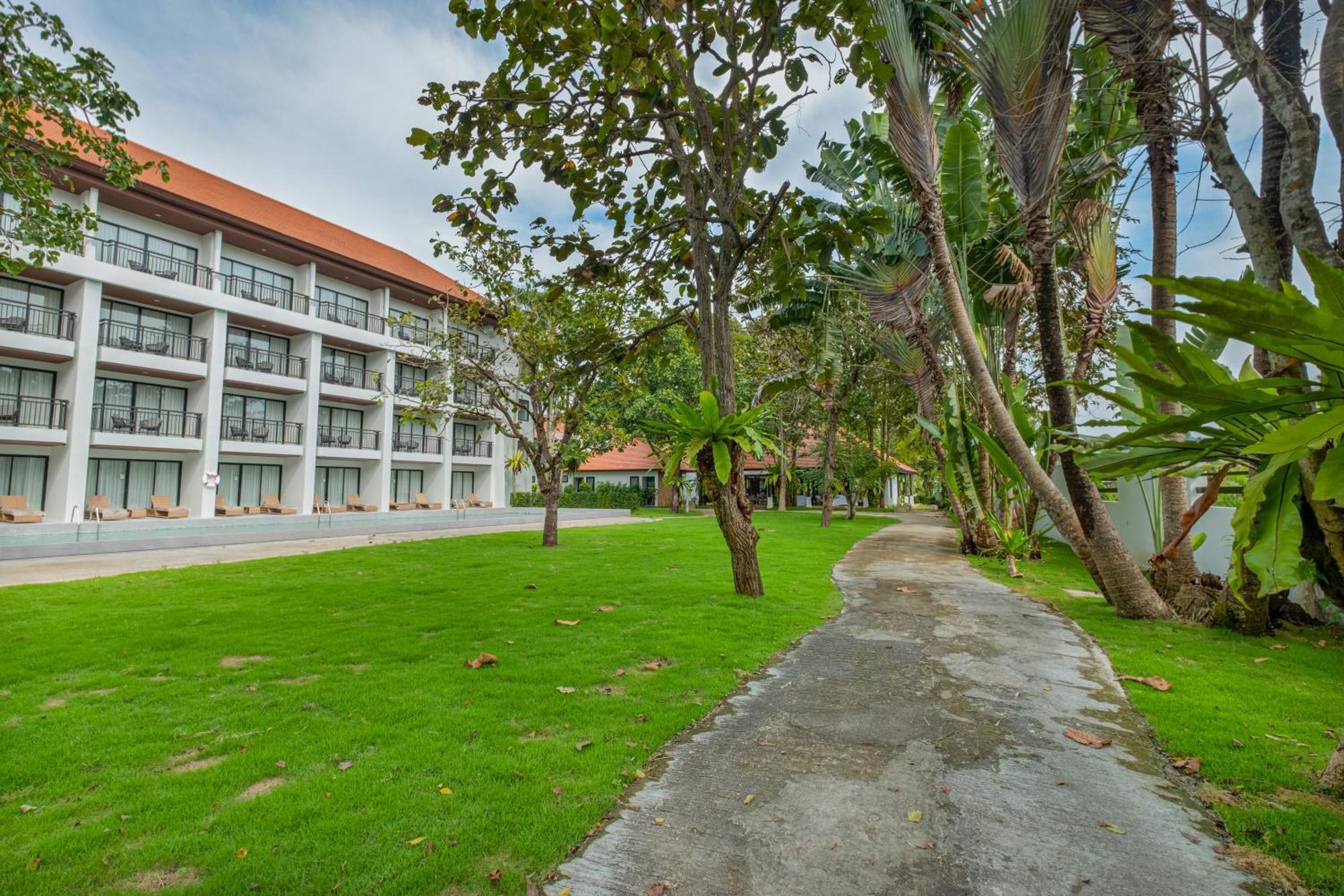 Hotel Estella Phuket
