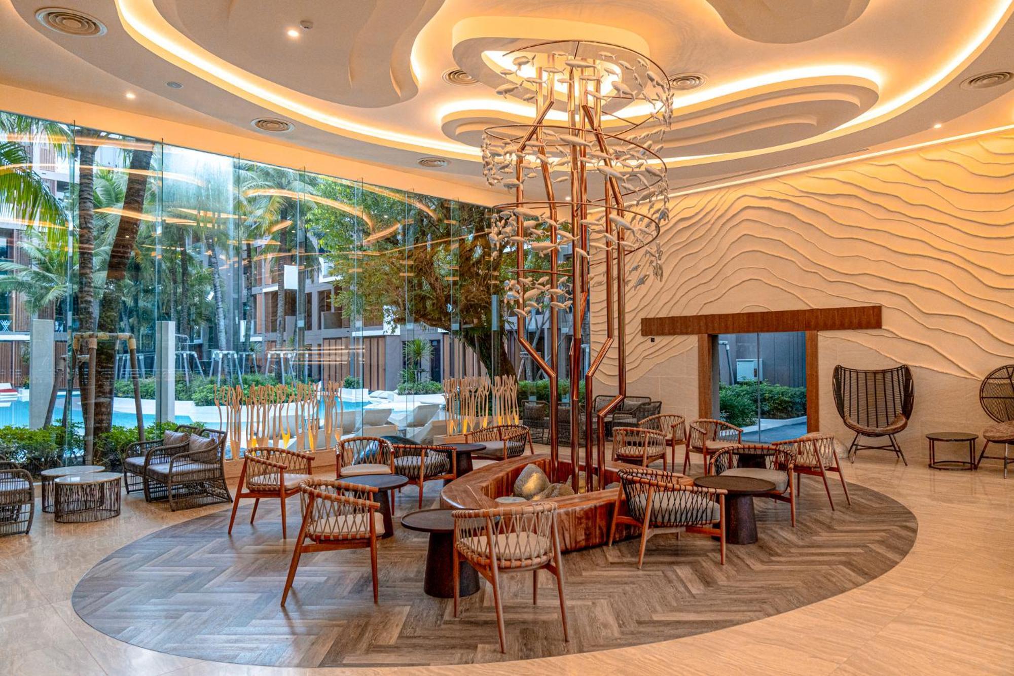 Hotel The Marin Phuket 5*