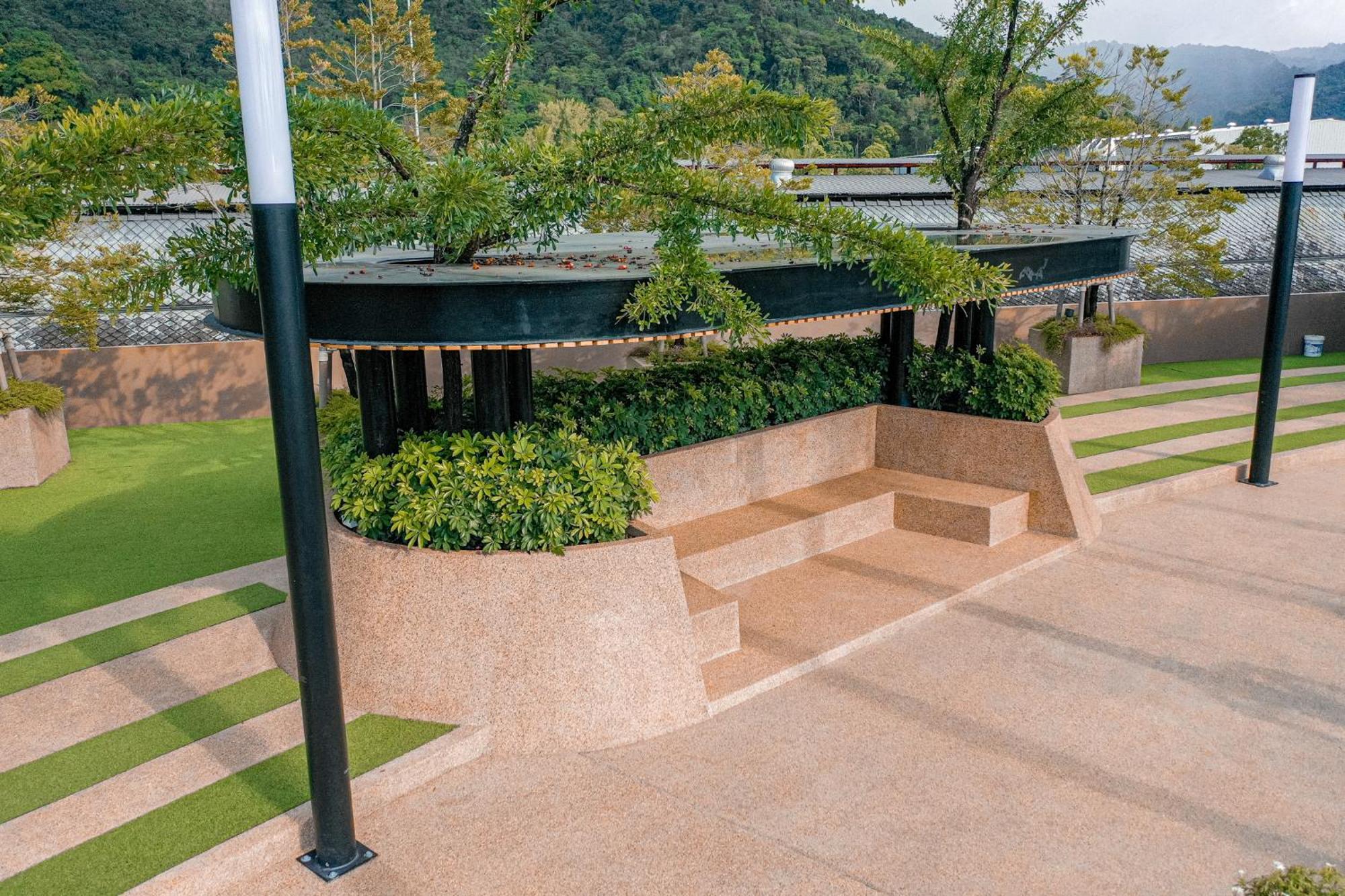 Hotel The Marin Phuket 5*