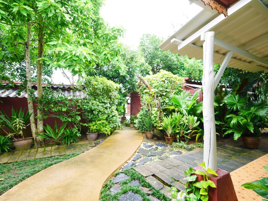 Resort Forest & Mama's Restaurant Chalong
