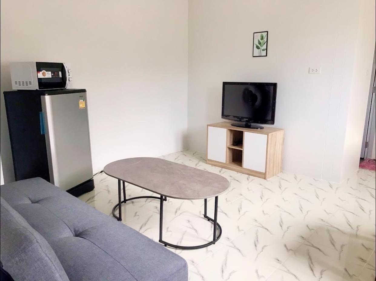 Phuket House And Apartment *