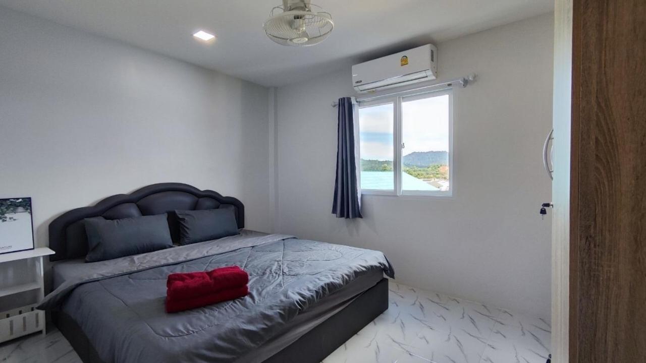 Apartment Phuket House And