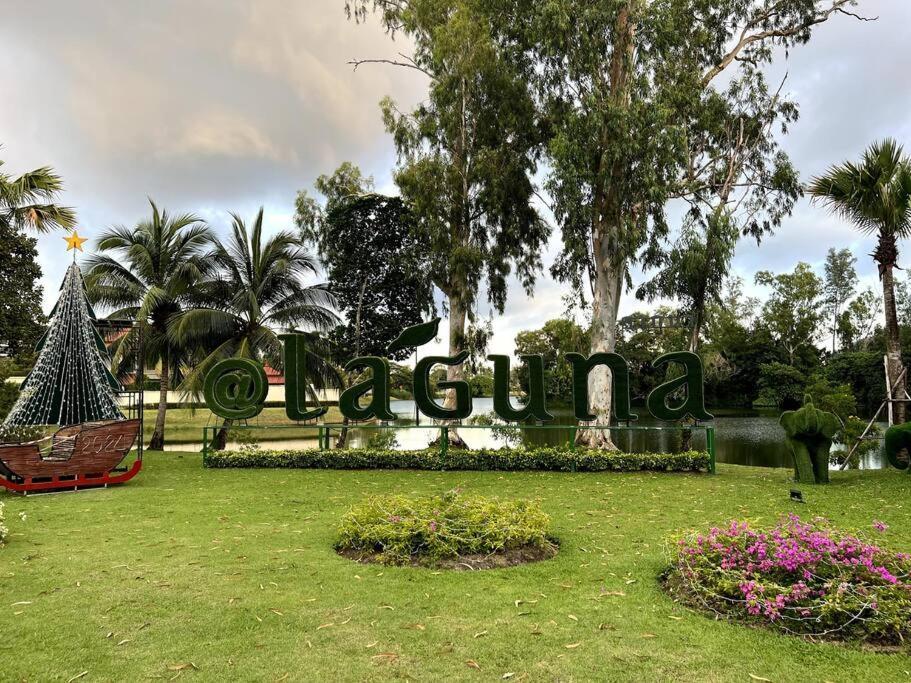 Apartment Modern 2-bedroom Garden View In Skypark Laguna