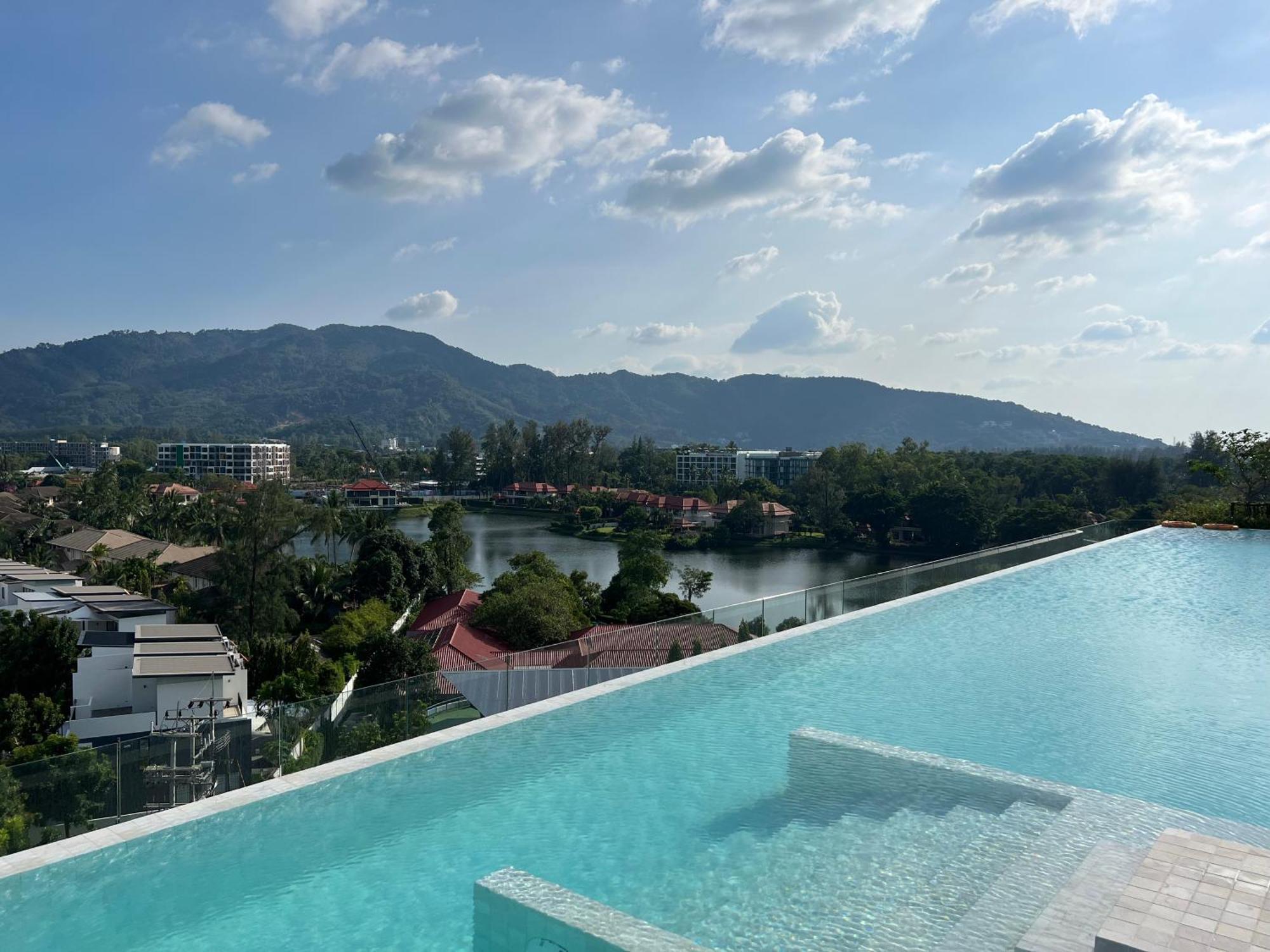 Modern 2-bedroom Garden View In Skypark Laguna Bang Tao Beach (Phuket)