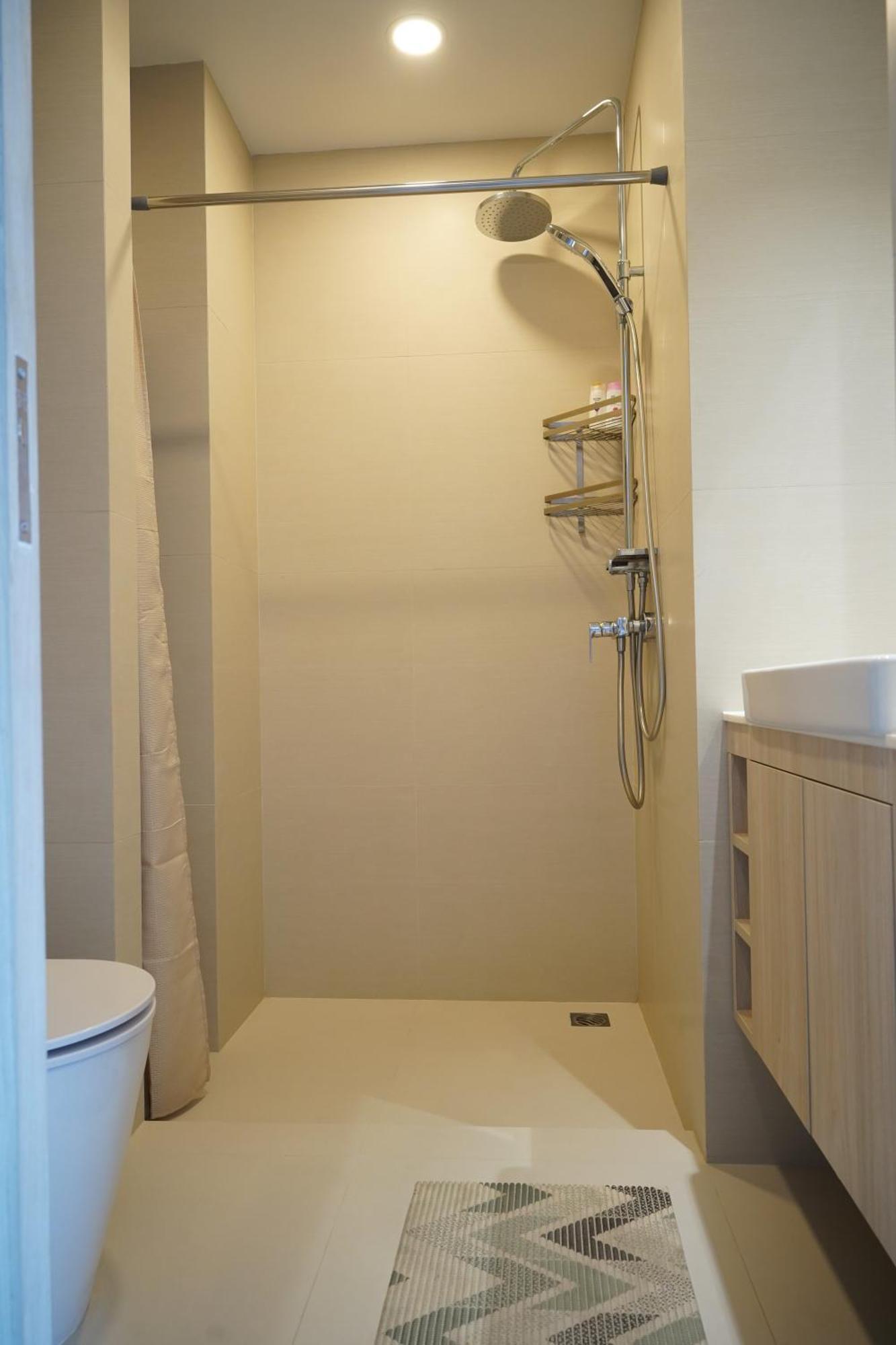 Modern 2-bedroom Apartments. Skypark Laguna Apartment *