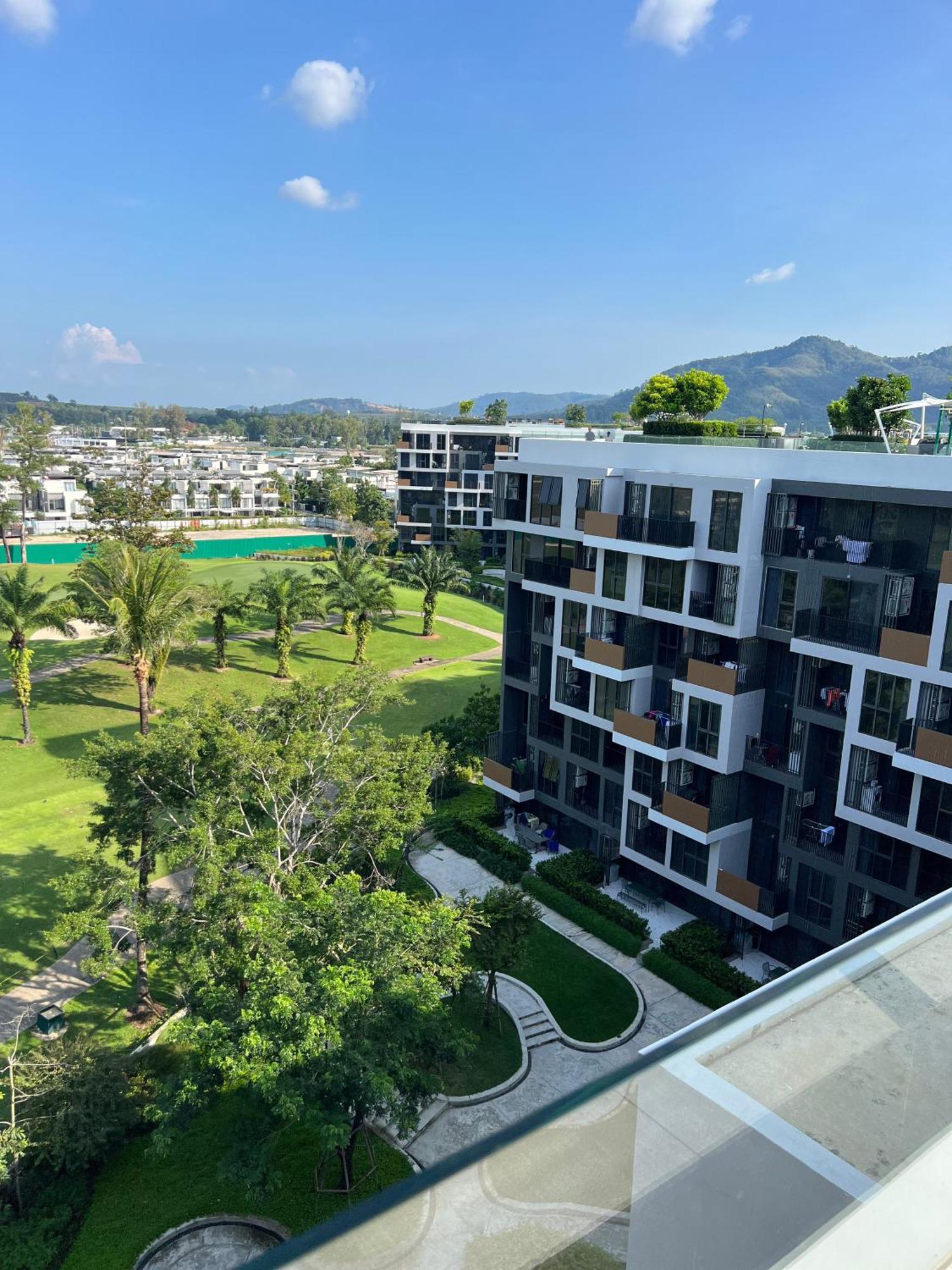 Modern 2-bedroom Apartments. Skypark Laguna Apartment Bang Tao Beach (Phuket)