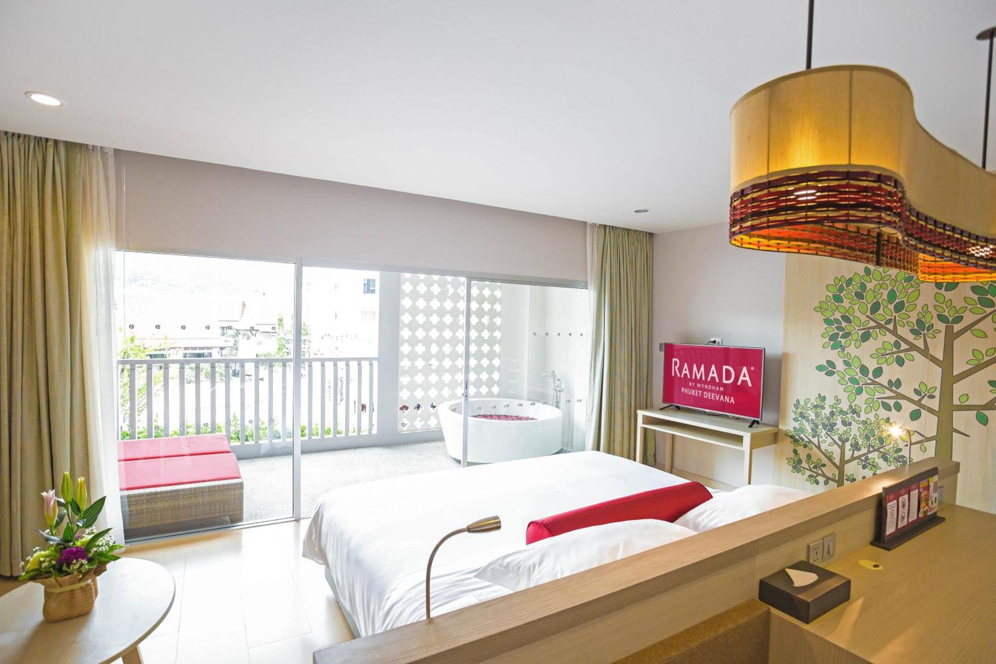 Ramada By Wyndham Phuket Deevana 4*