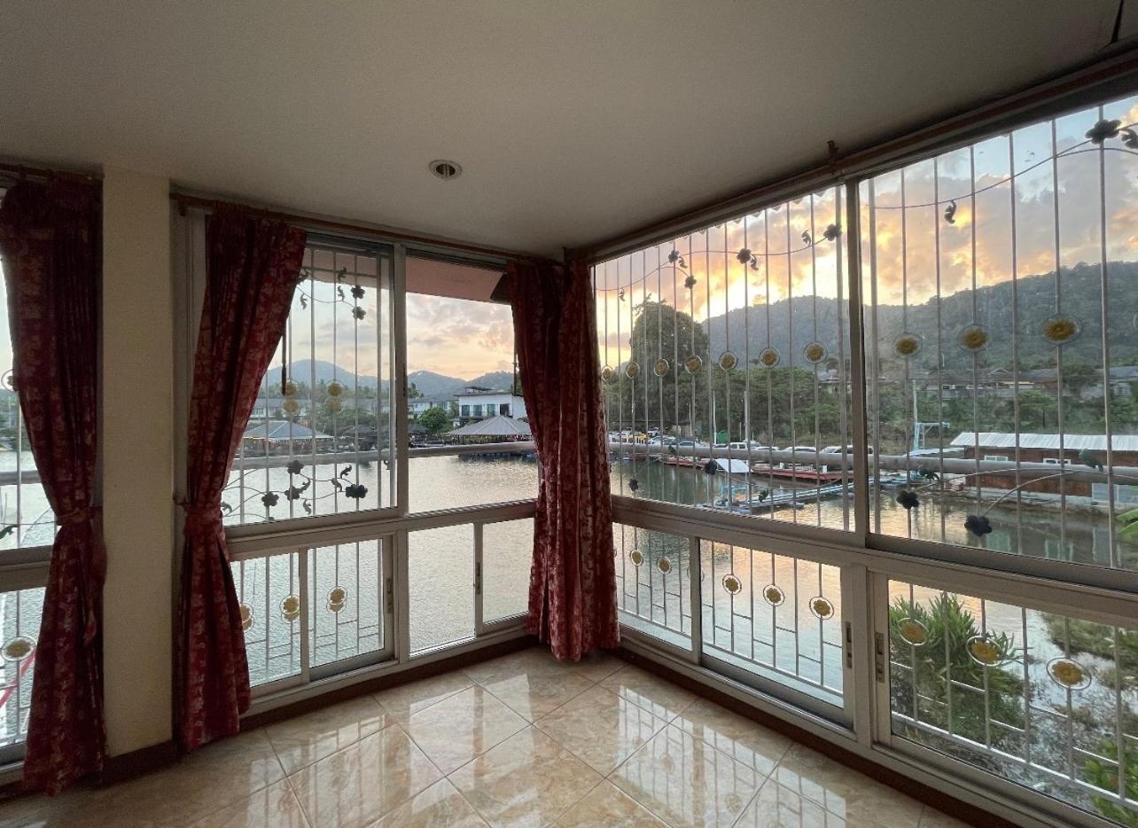 Villa Cozy With View At Phuket *