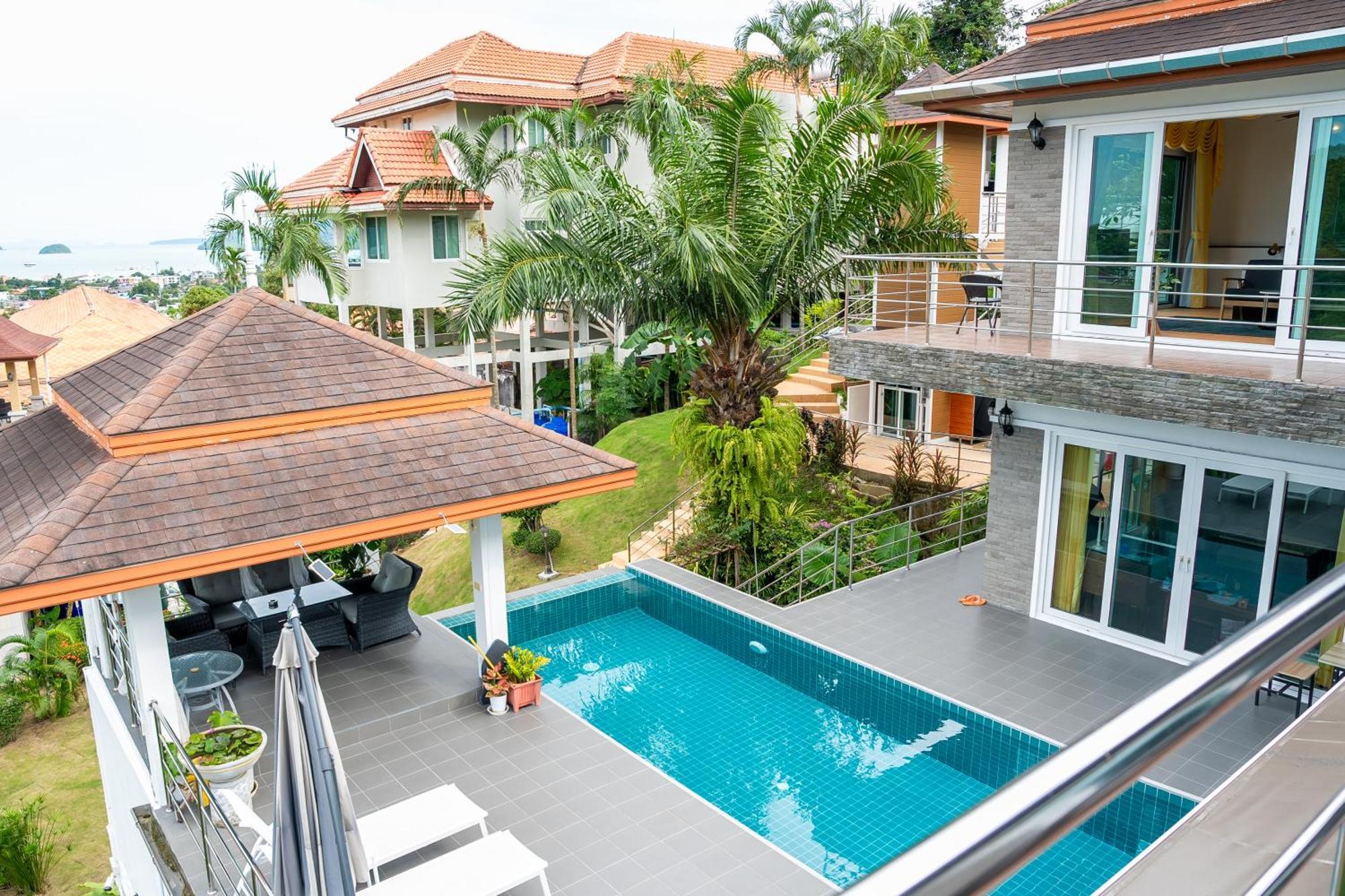 ฺbaan Waru Seaview *