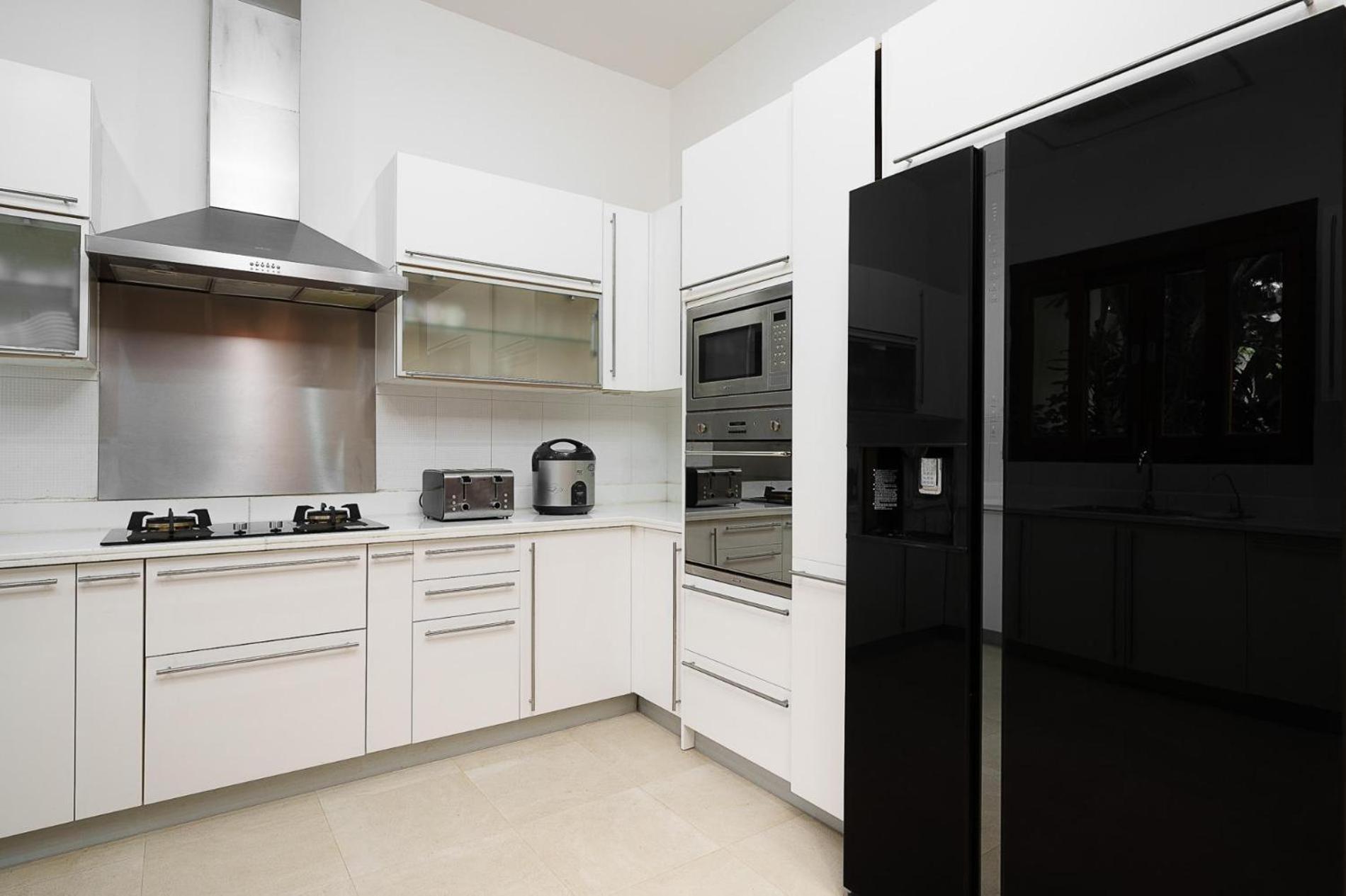 Villa Aluna - Oceanfront 4 Bedroom Near Beach, Phuket Thailand Kata Beach (Phuket)