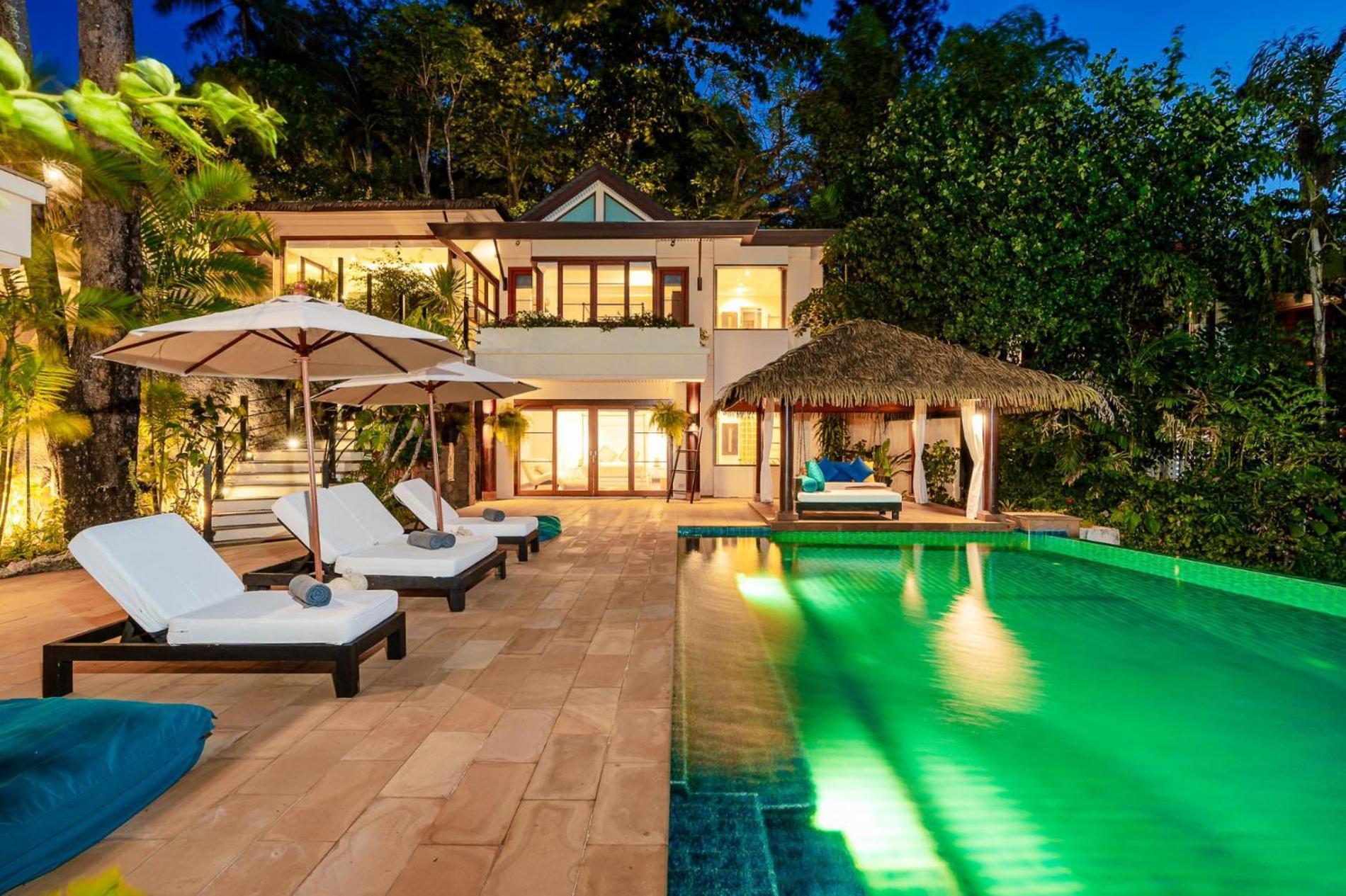 Aluna - Oceanfront 4 Bedroom Near Beach, Phuket Thailand Villa *