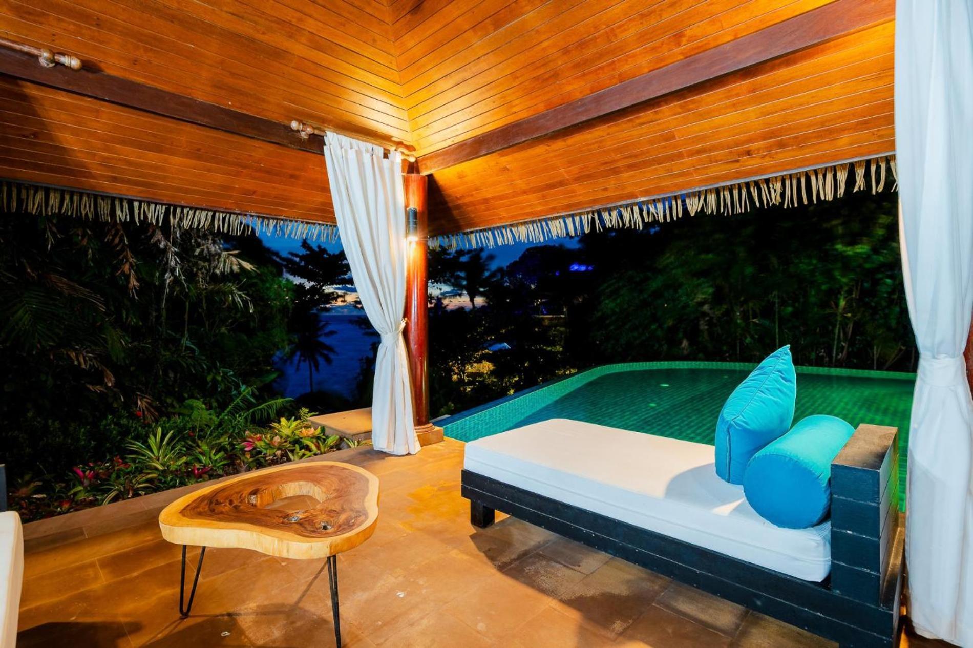 Aluna - Oceanfront 4 Bedroom Near Beach, Phuket Thailand *