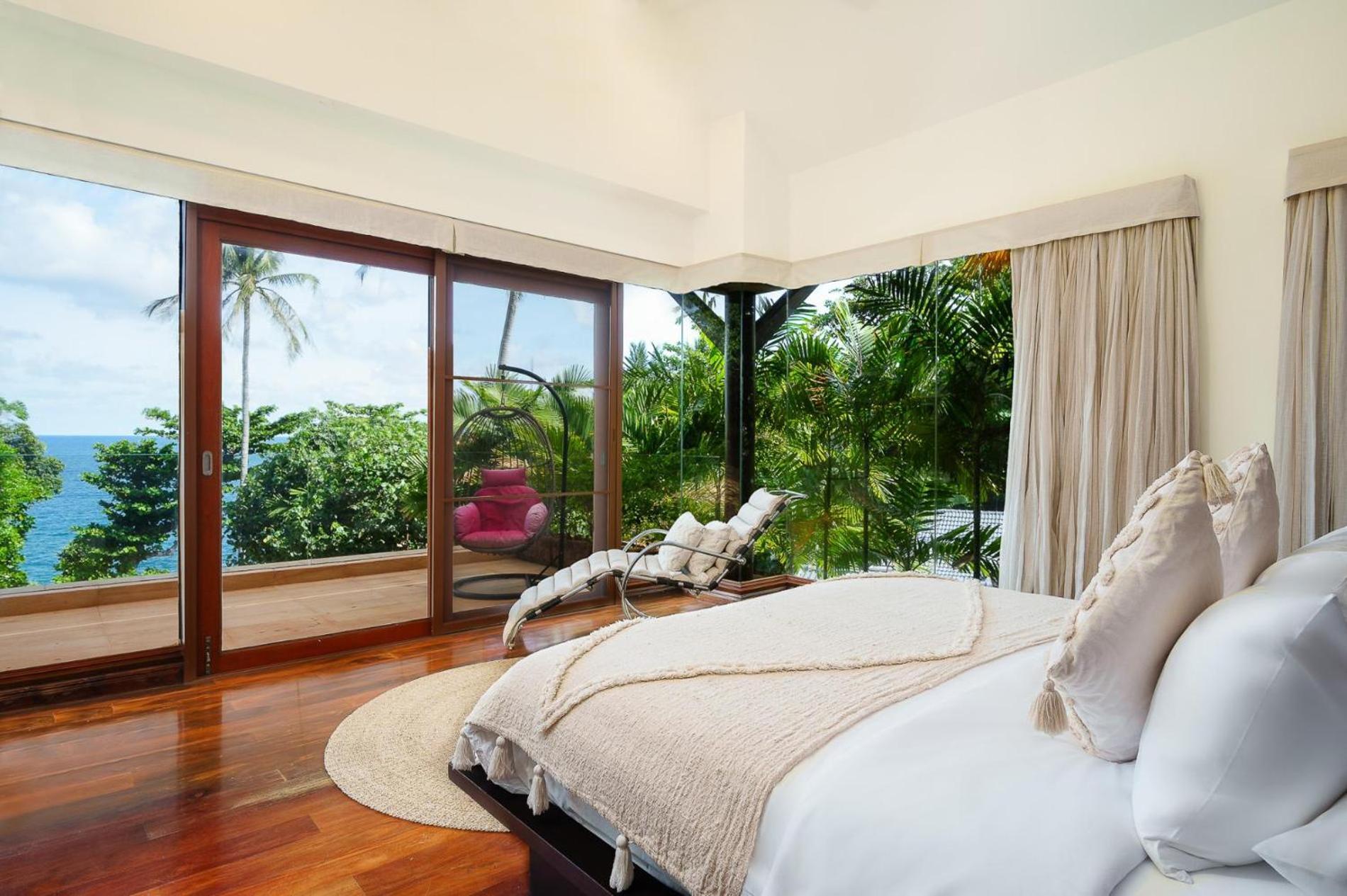 Aluna - Oceanfront 4 Bedroom Near Beach, Phuket Thailand Villa Kata Beach (Phuket)