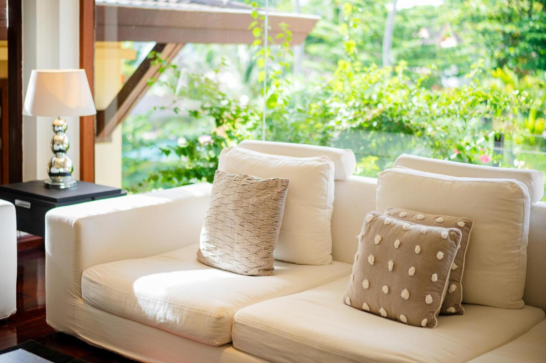 Aluna - Oceanfront 4 Bedroom Near Beach, Phuket Thailand Villa