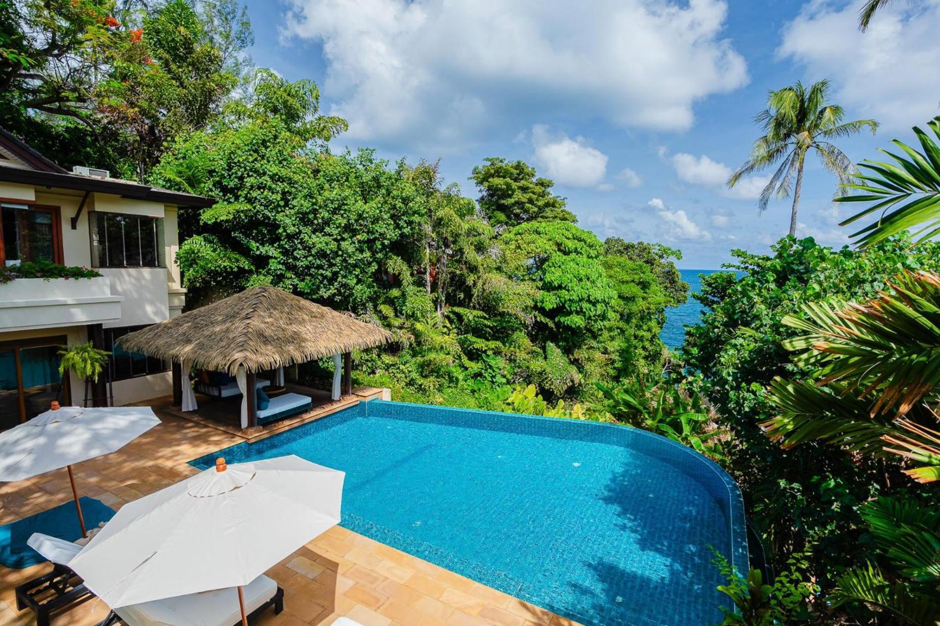 Aluna - Oceanfront 4 Bedroom Near Beach, Phuket Thailand Villa *
