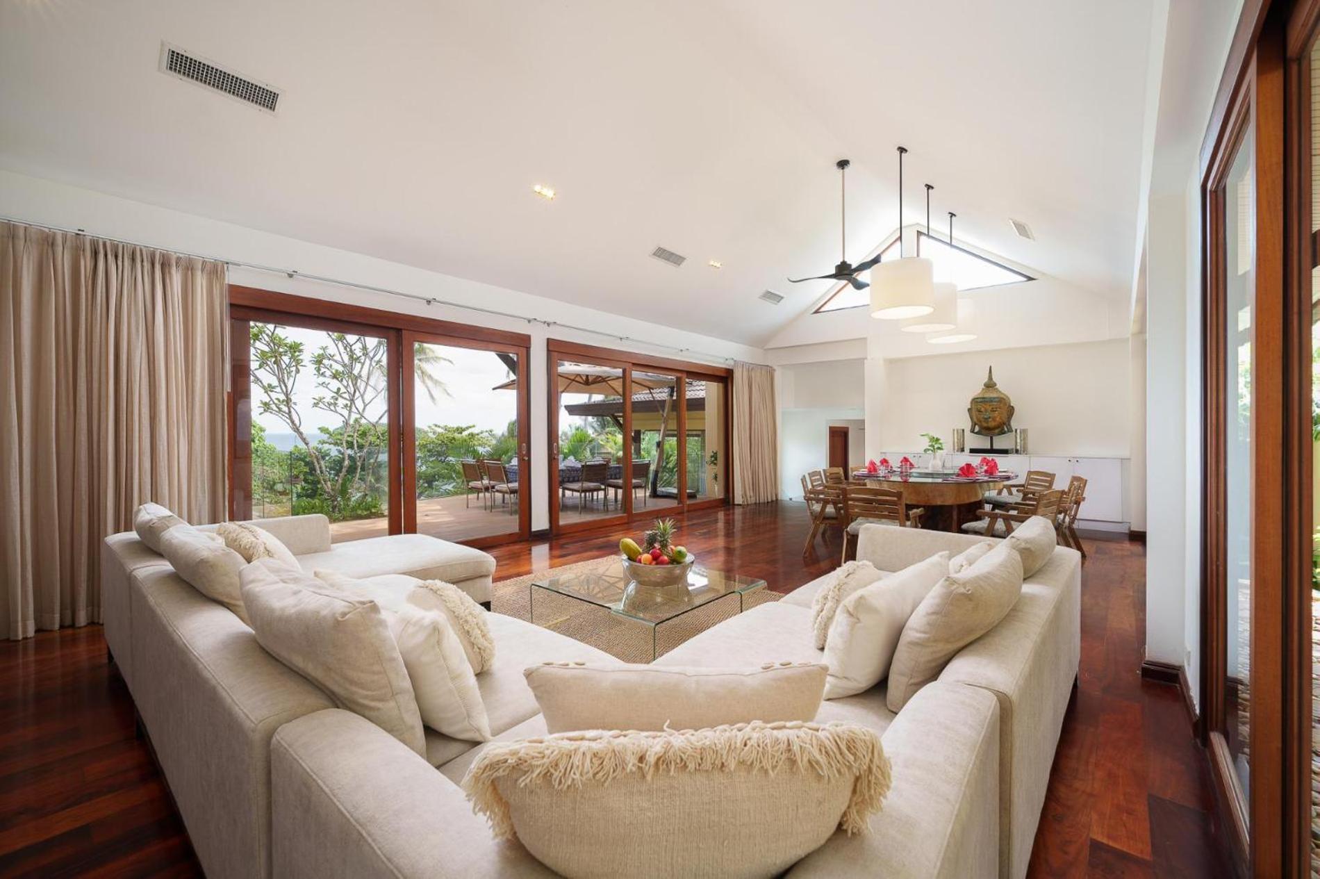 Villa Aluna - Oceanfront 4 Bedroom Near Beach, Phuket Thailand *