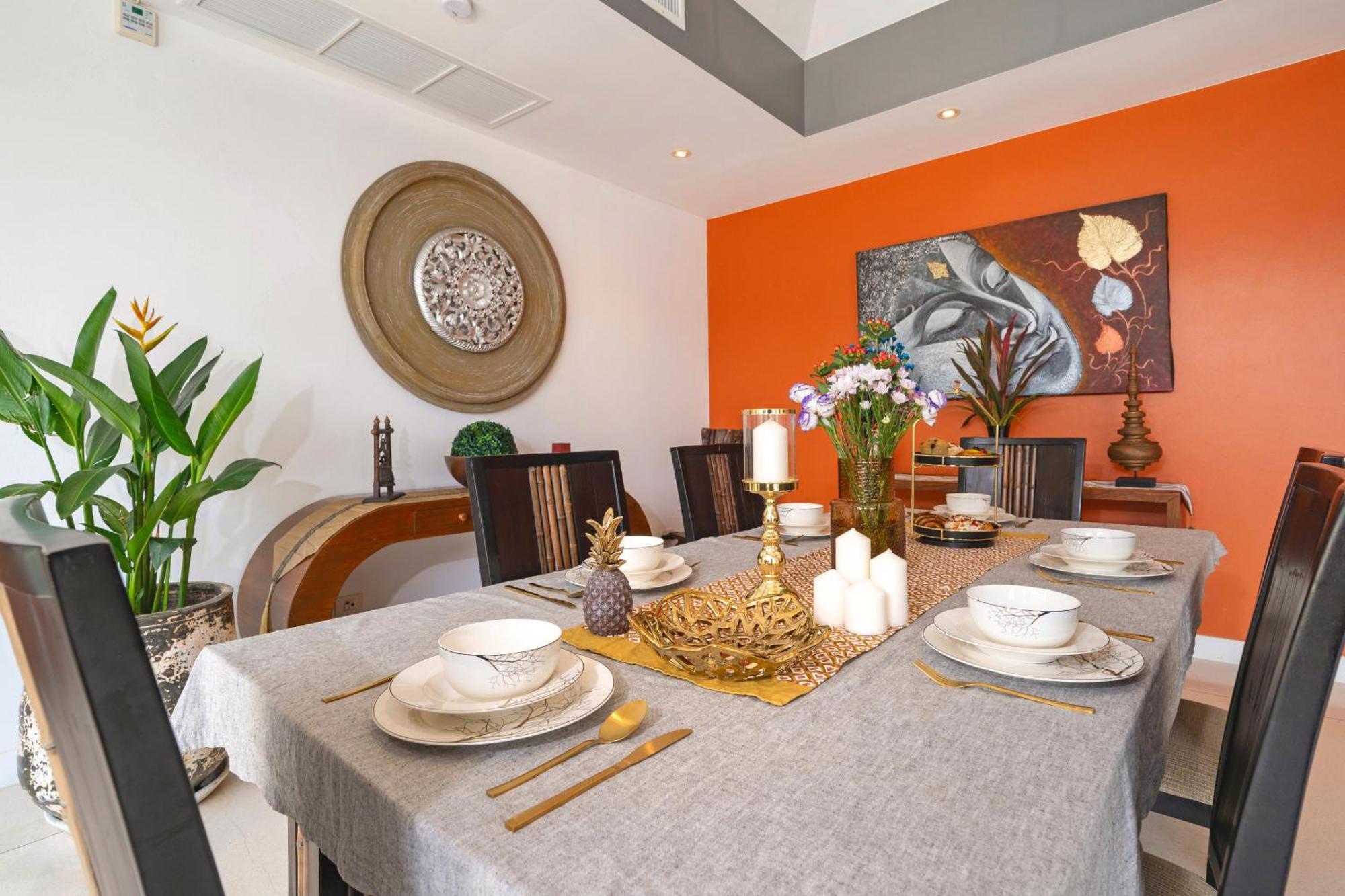 Stunning 5 Bedrooms With Panoramic Sea View Villa *