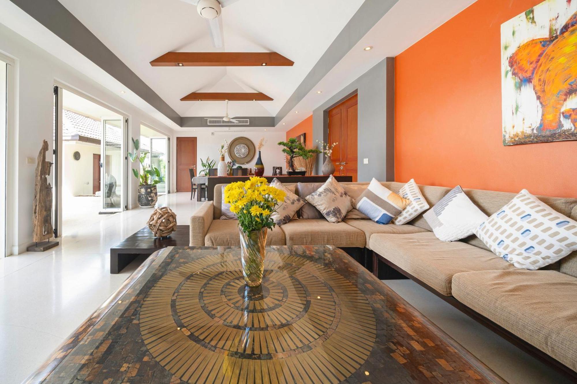 Stunning 5 Bedrooms With Panoramic Sea View * Por Bay