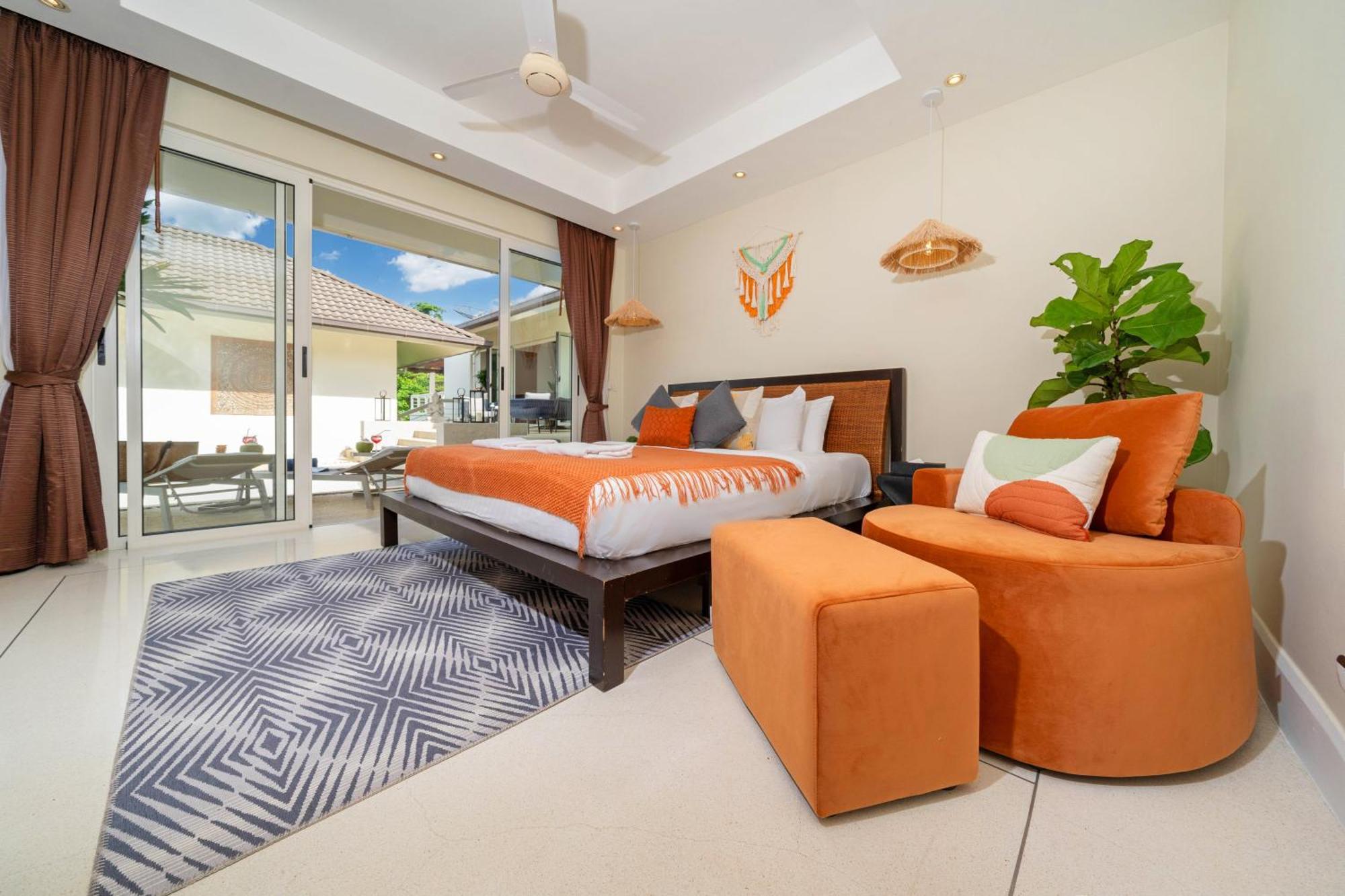 Stunning 5 Bedrooms With Panoramic Sea View