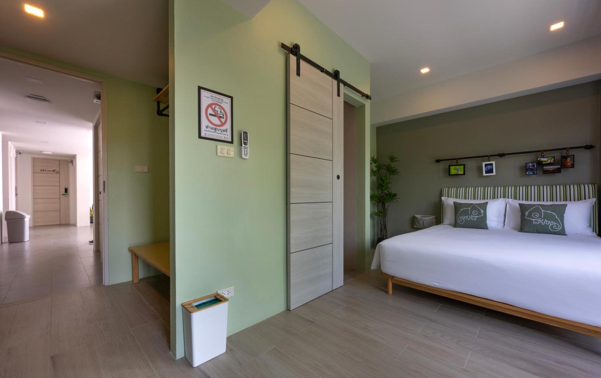 Chamemon Bed Town Hotel