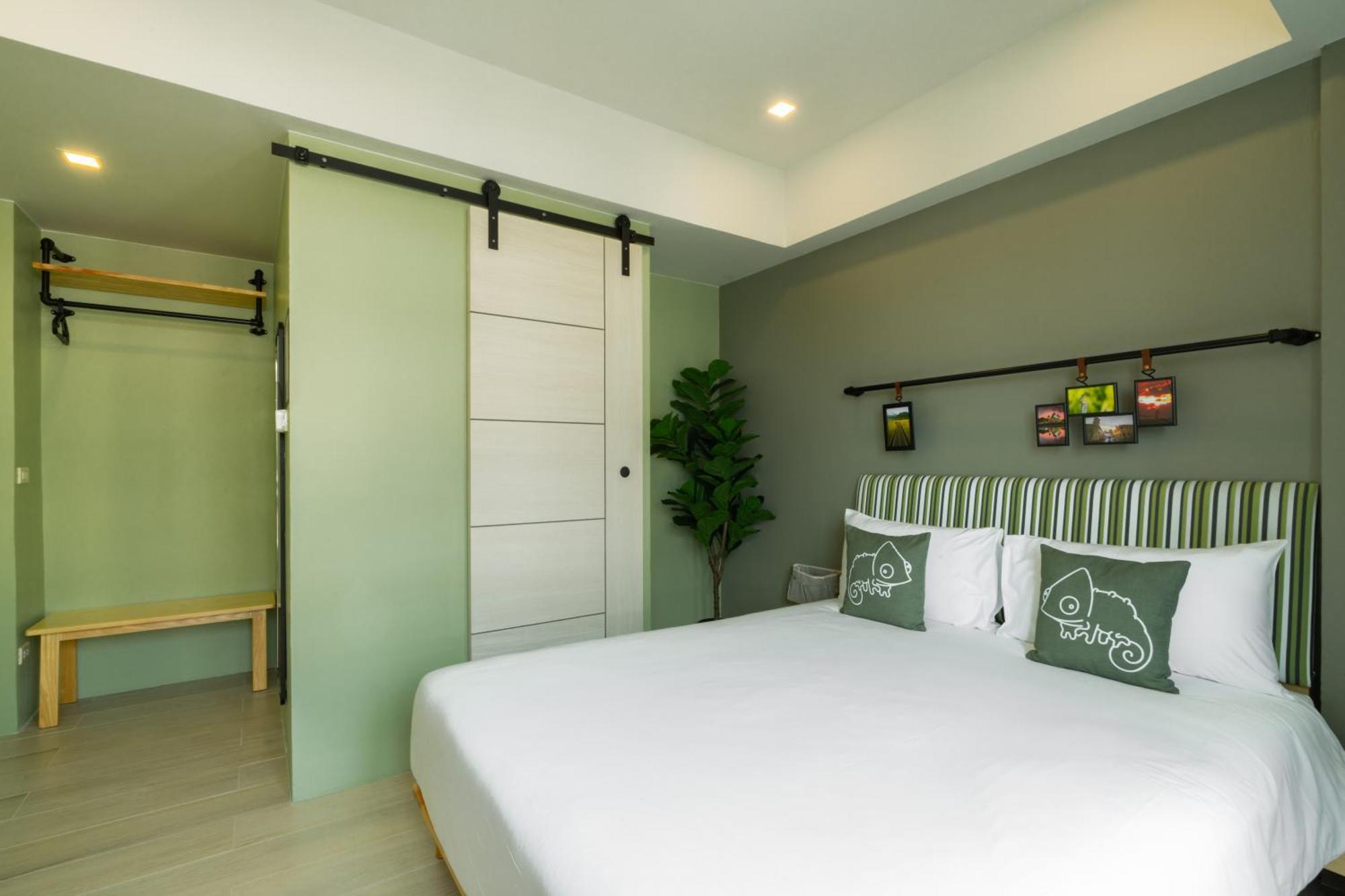 Chamemon Bed Town Hotel