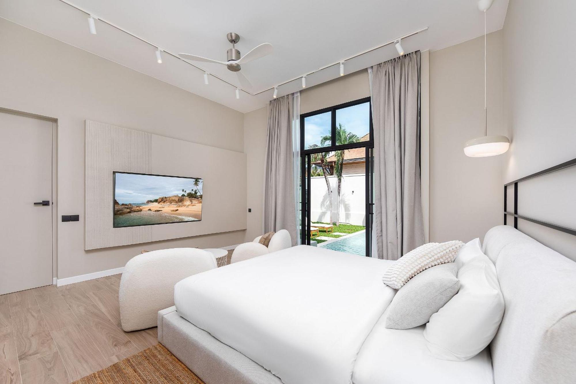 Villa Mios | Brand New 2 Bedroom Private Pool In Popular Onyx | 3 Min To Naiharn